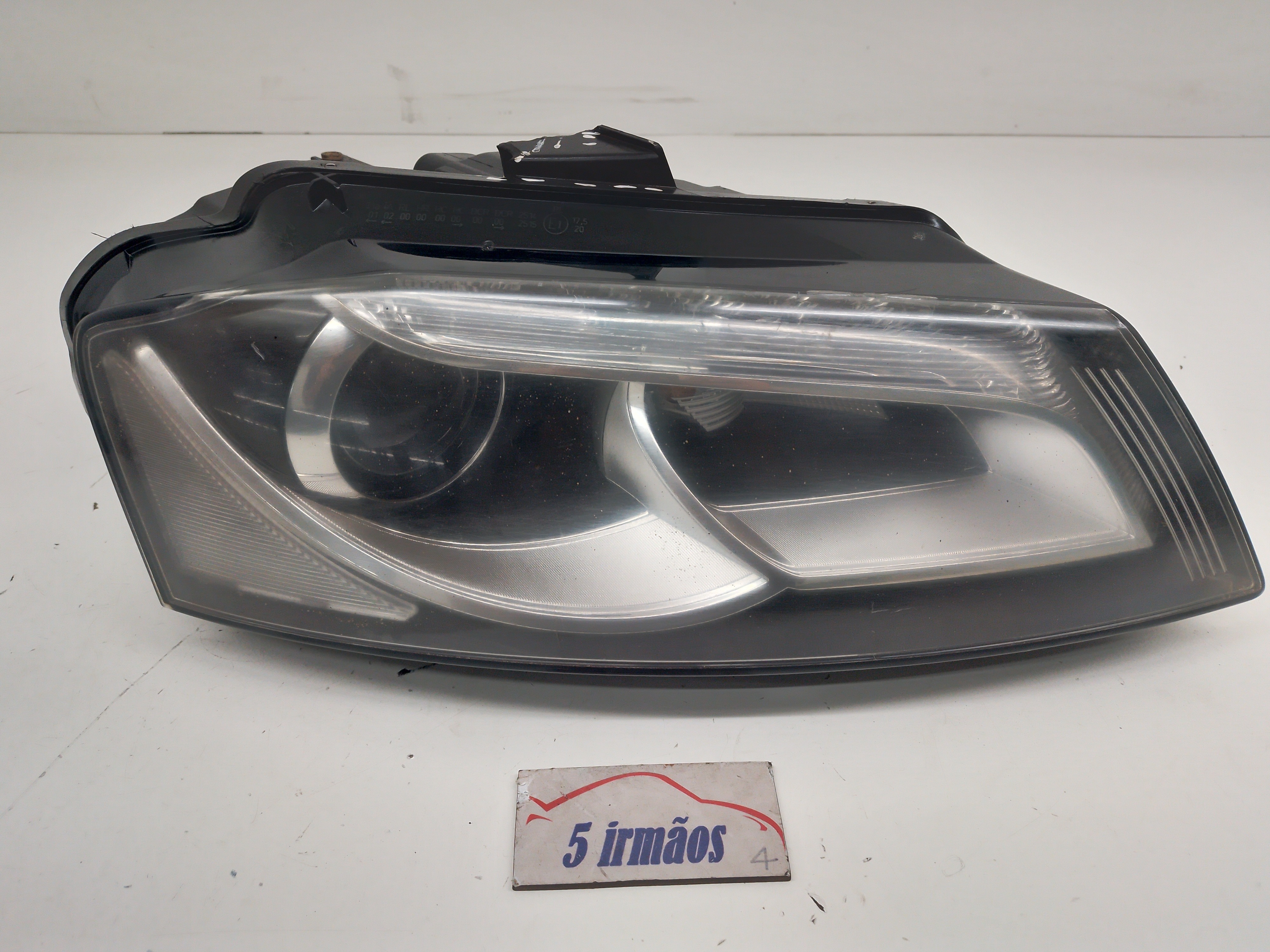 Farol Direito Audi A3 Sportback 2.0 2009 2010 N8p0941004