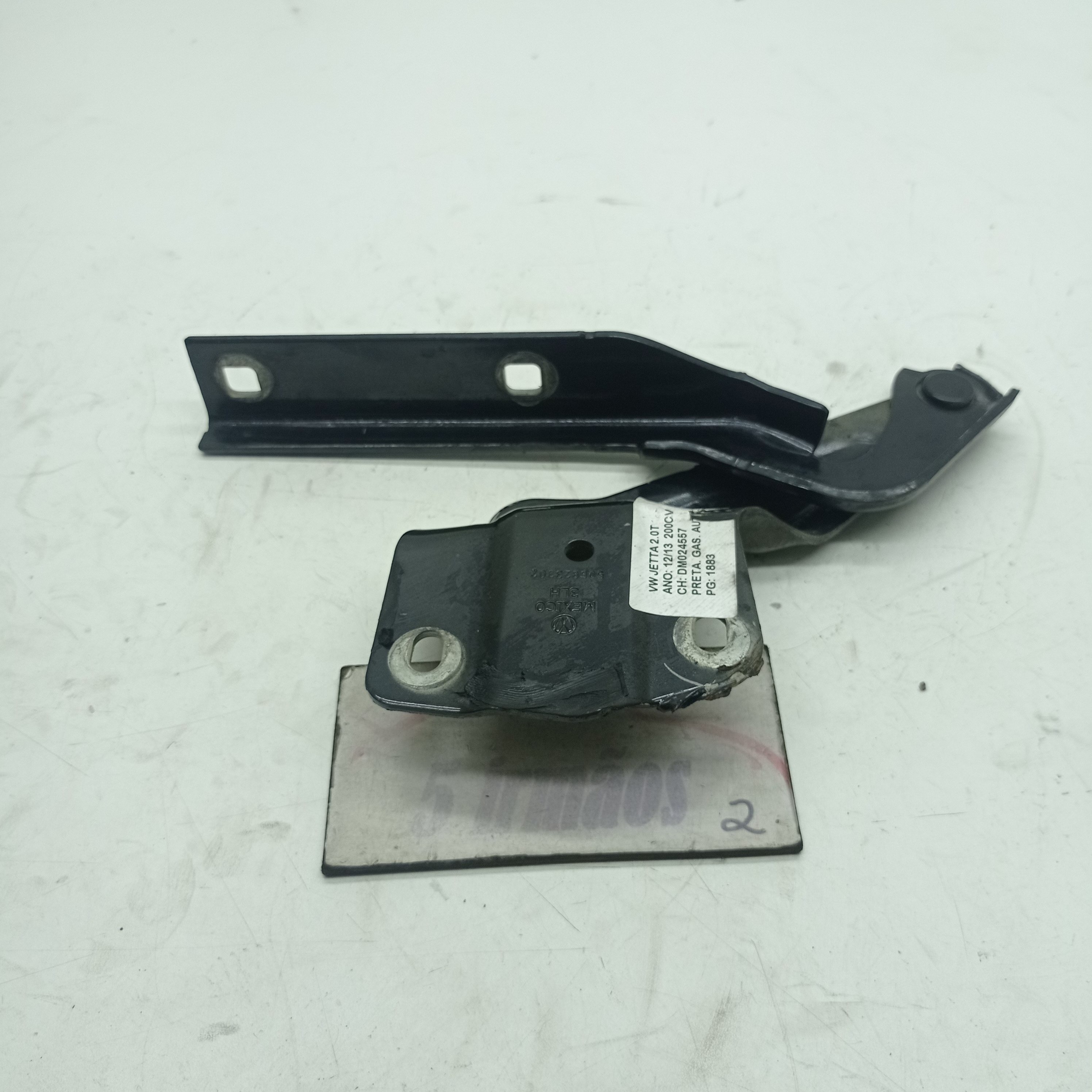 Dobradiça Direita Capô Vw Jetta Tsi 2.0 2012 Nº506823302