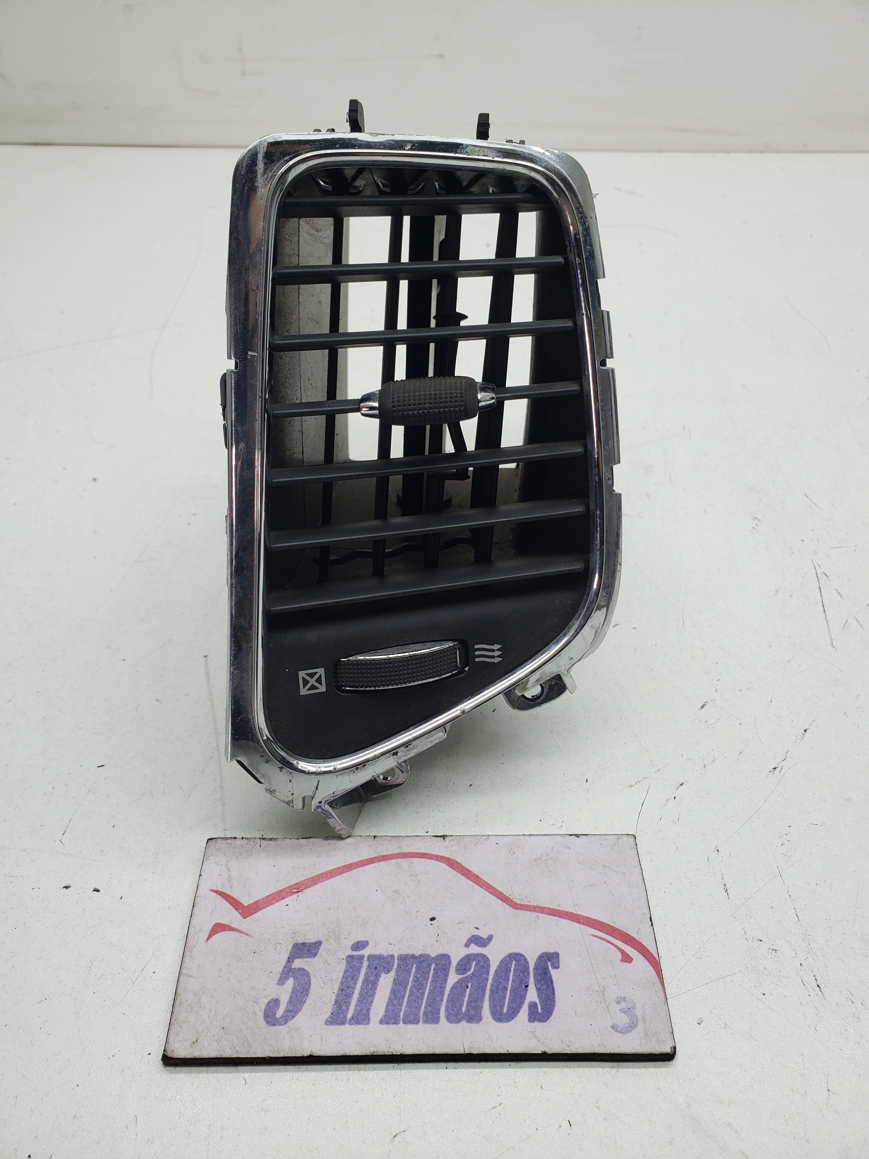 Difusor Ar Direito Central Jeep Cherokee 3.6 2011