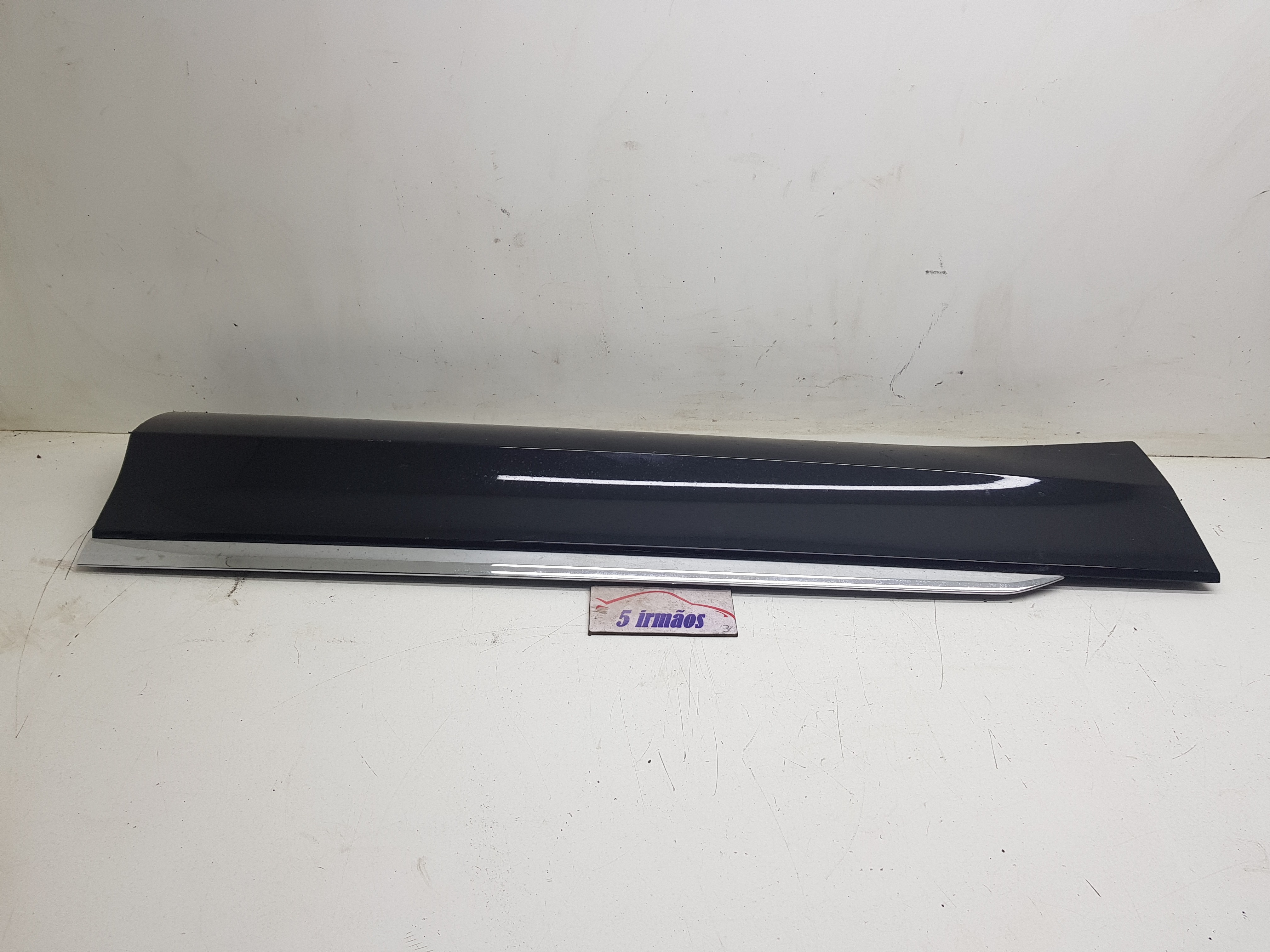 Acabamento Porta Dianteira Esquerda Tiguan 350 Tsi 2.0 2020