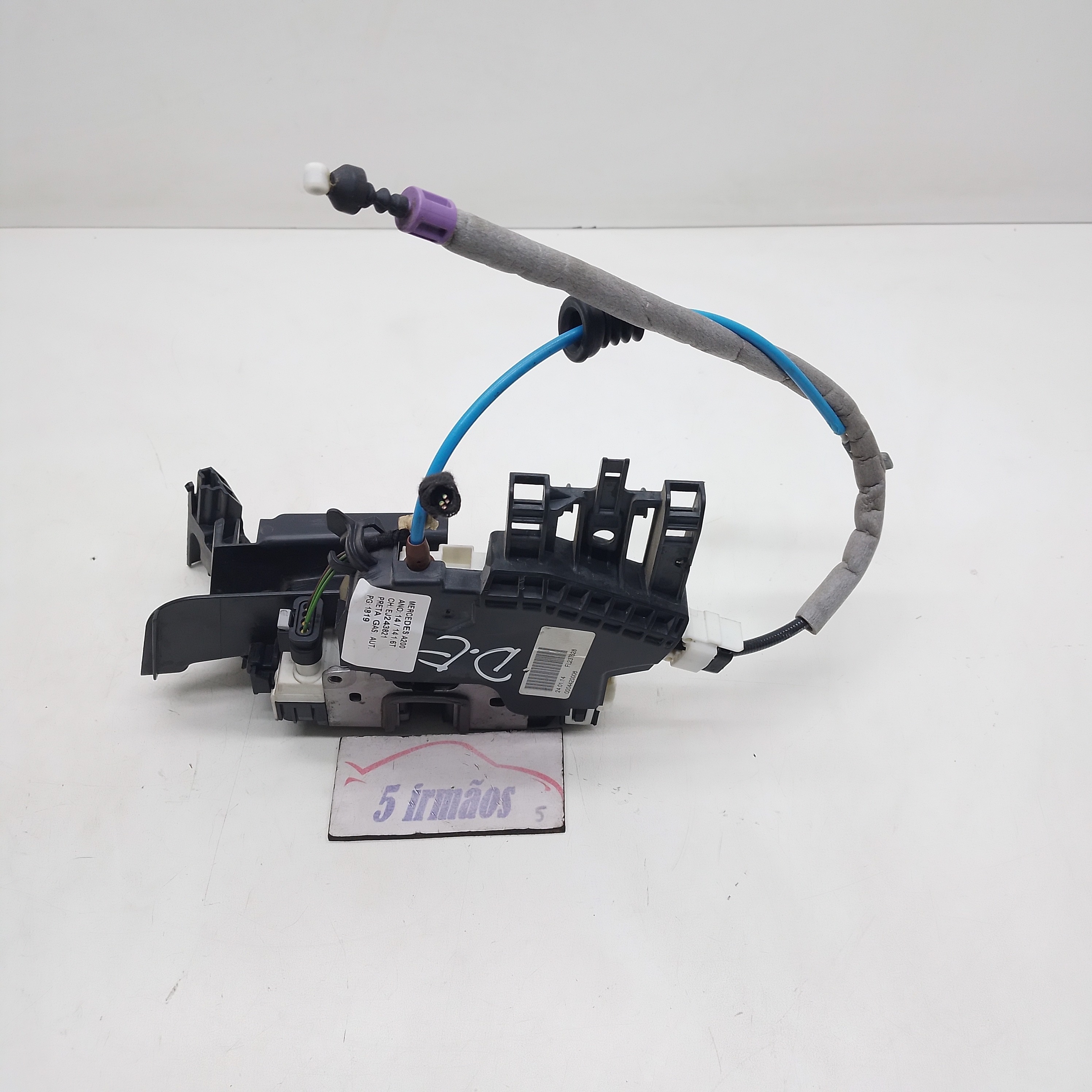 Fechadura Dianteira Esquerda Mercedes A200 1.6 2014