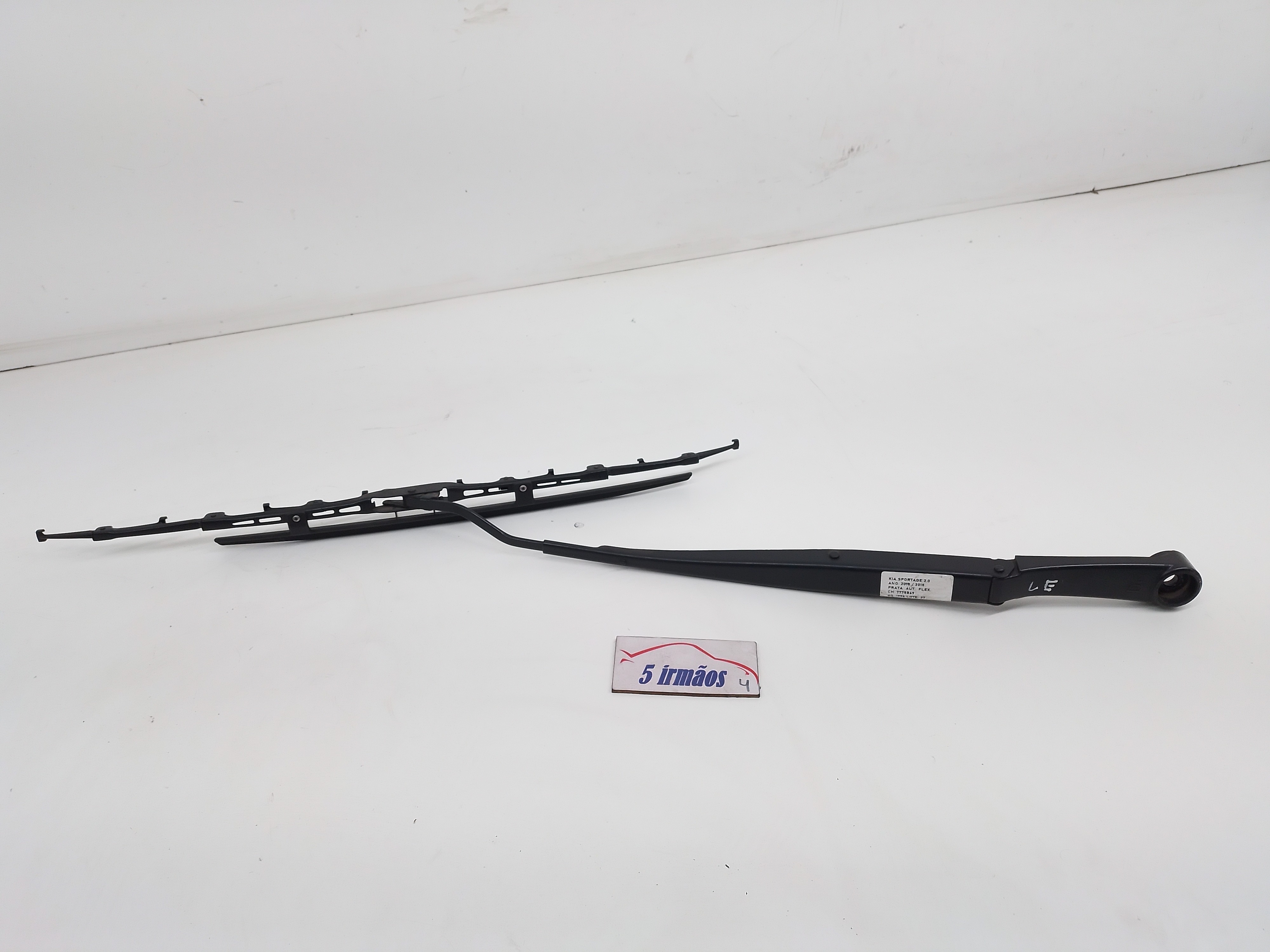 Braço Limpador Parabrisas Esquerdo Kia Sportage 2.0 2015