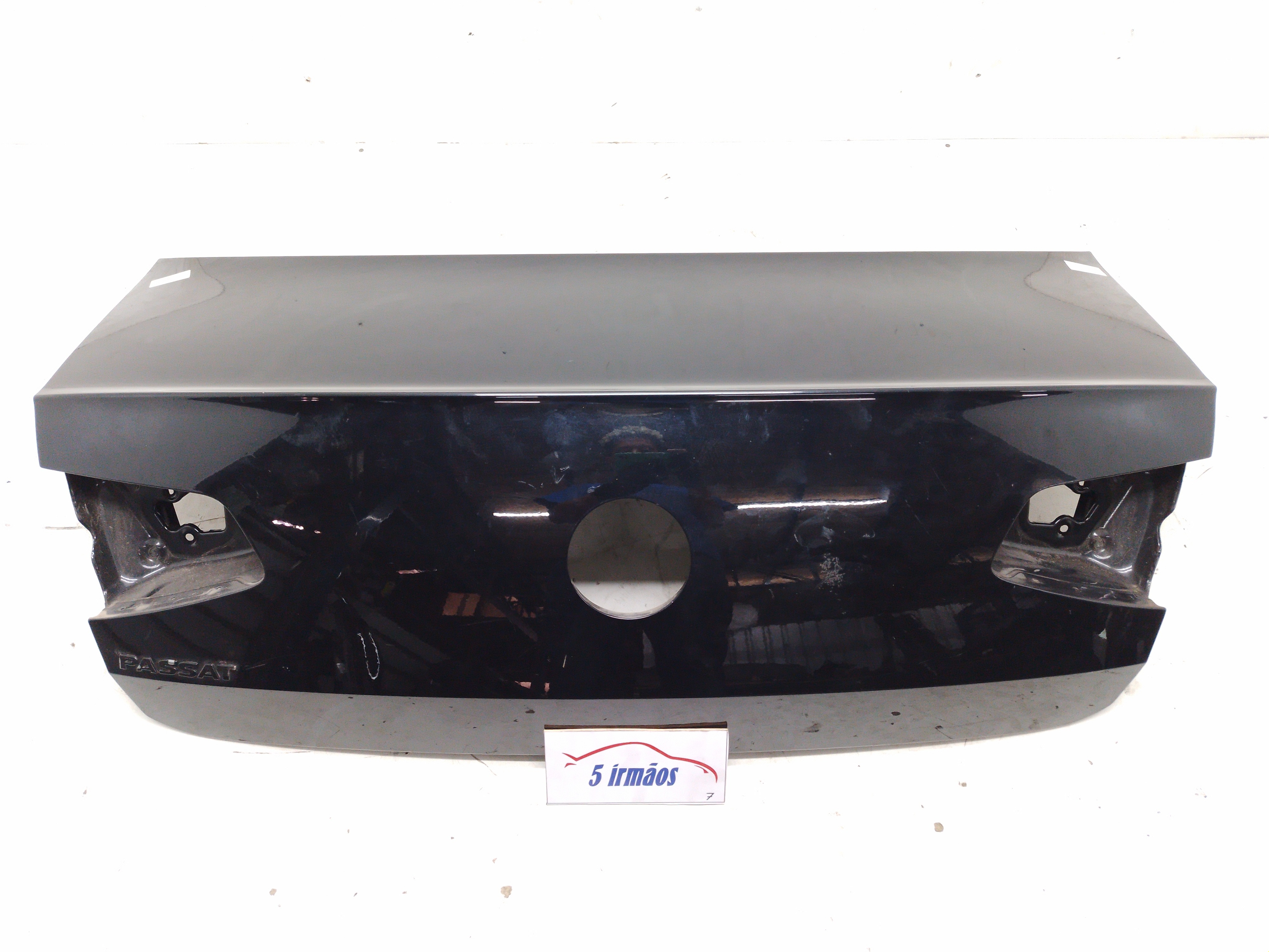 Tampa Traseira Porta Malas Vw Passat Tsi 2.0 2017 / 2018  Preto