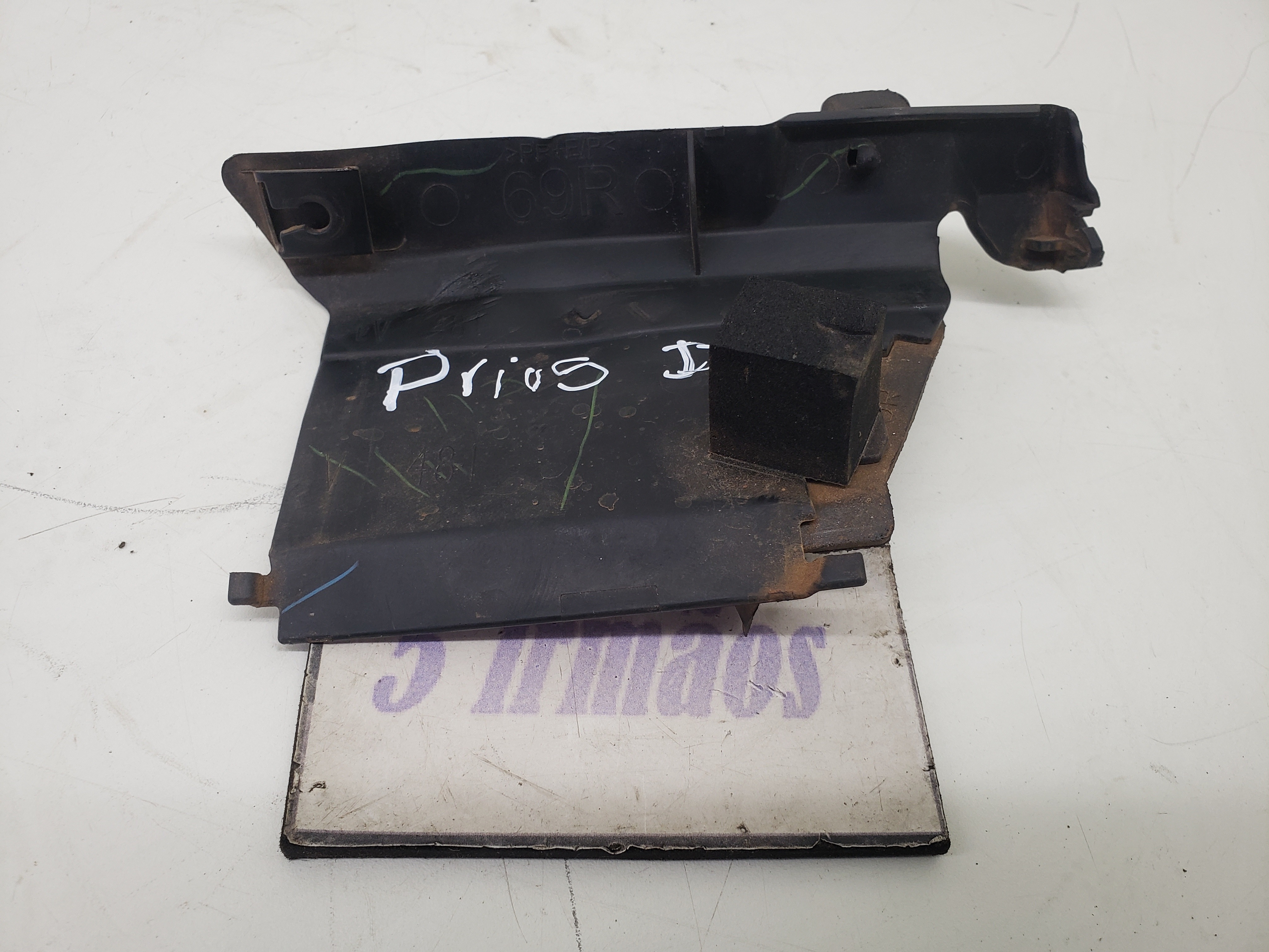 Acabamento Interno Parabarro Direito Toyota Prius 1.8 2018