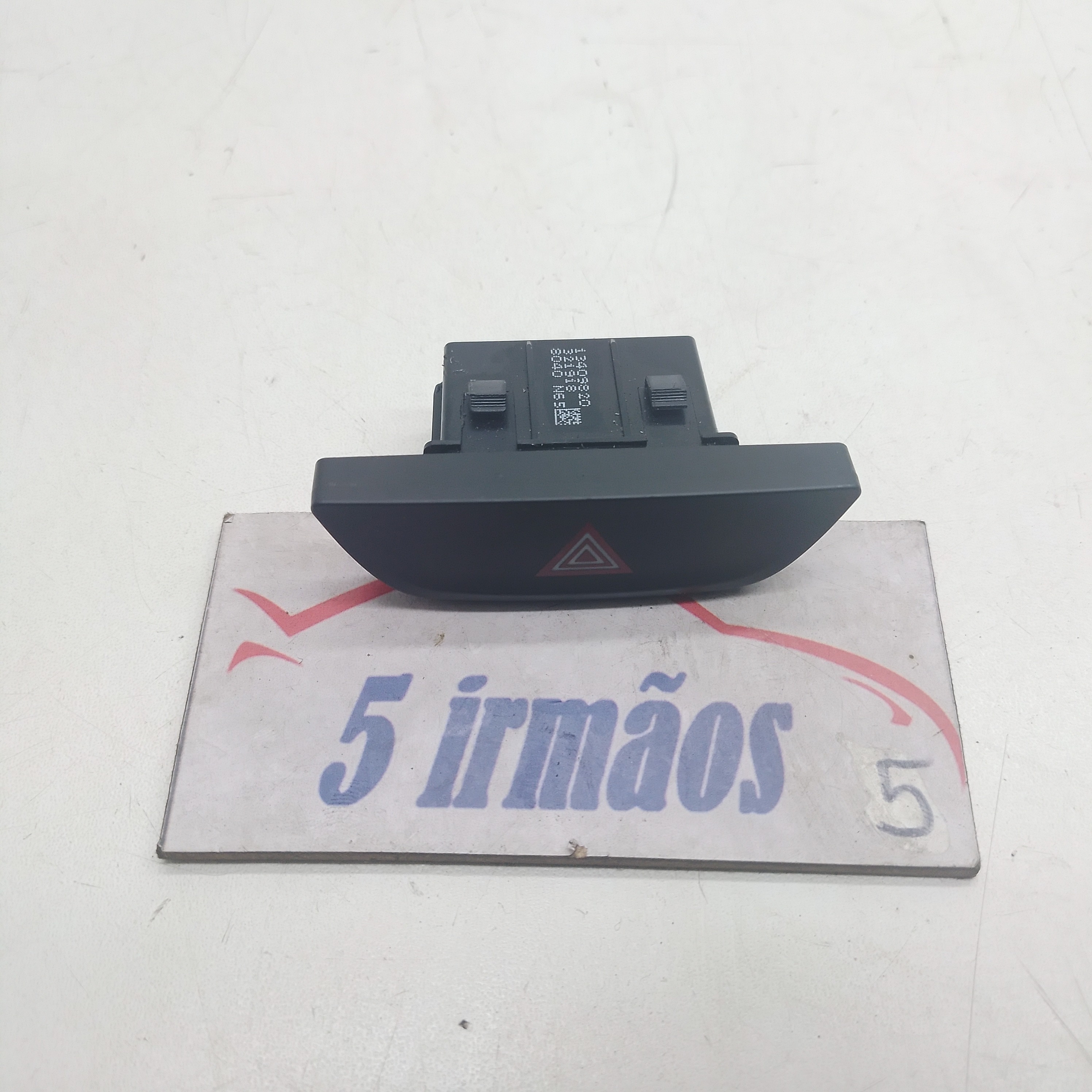 Botão Pisca Alerta Gm Equinox 2.0 Premier 2018 13409820 Preto