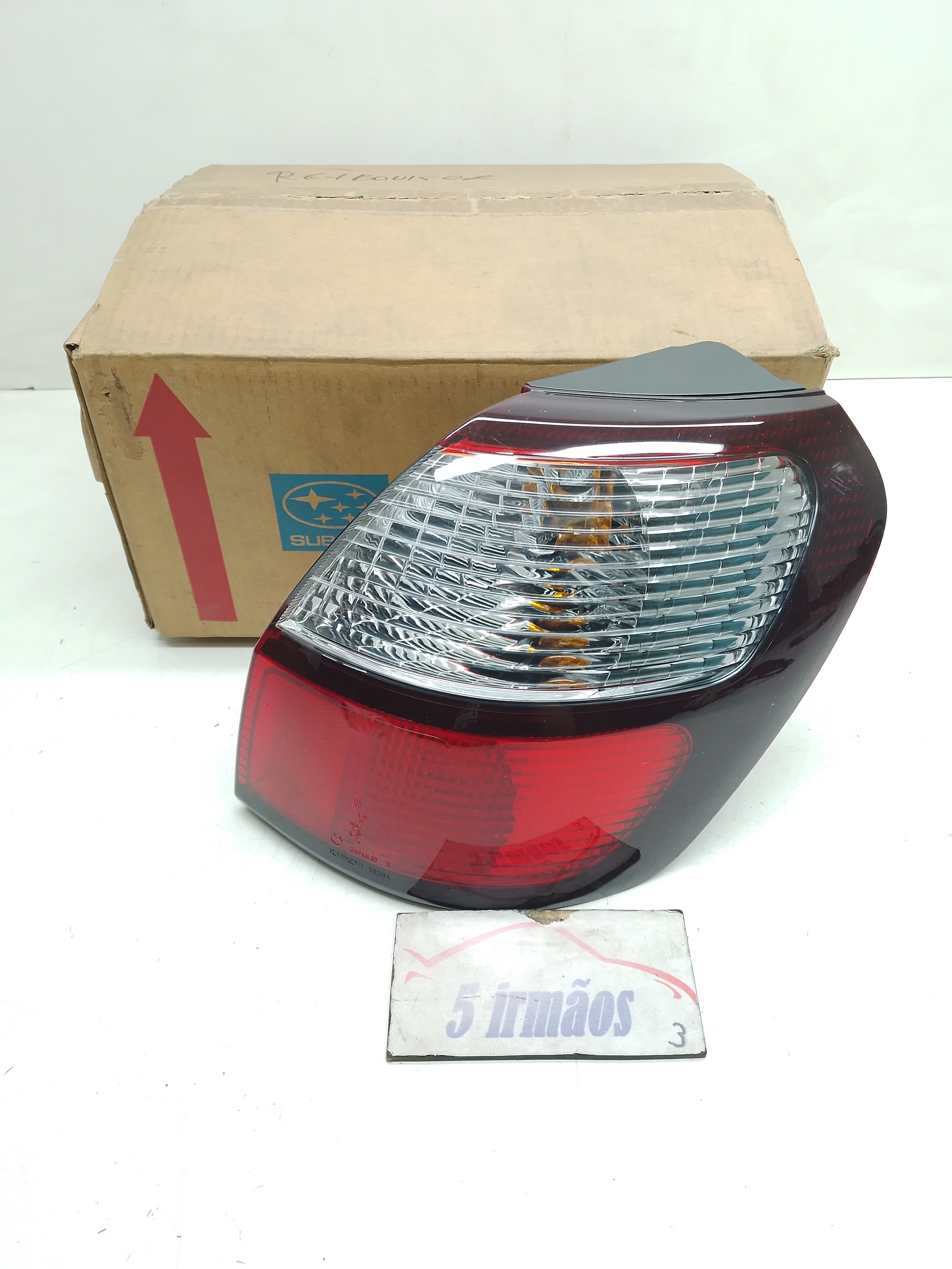 Lanterna Direita Fume Subaru Legacy Sw 3.0 2004