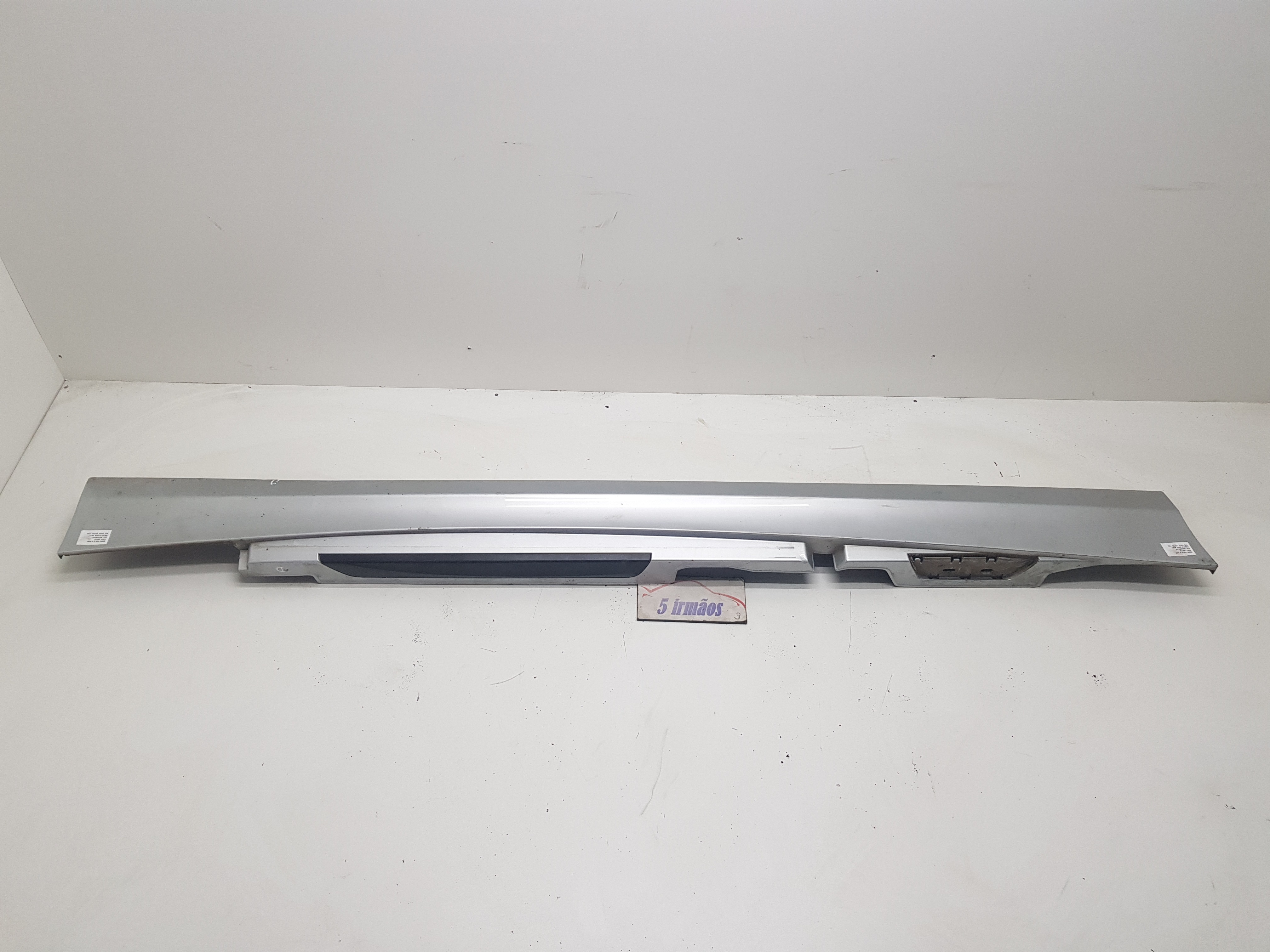Spoiler Direito Lateral Bmw 118i 2.0 2009 / 2010