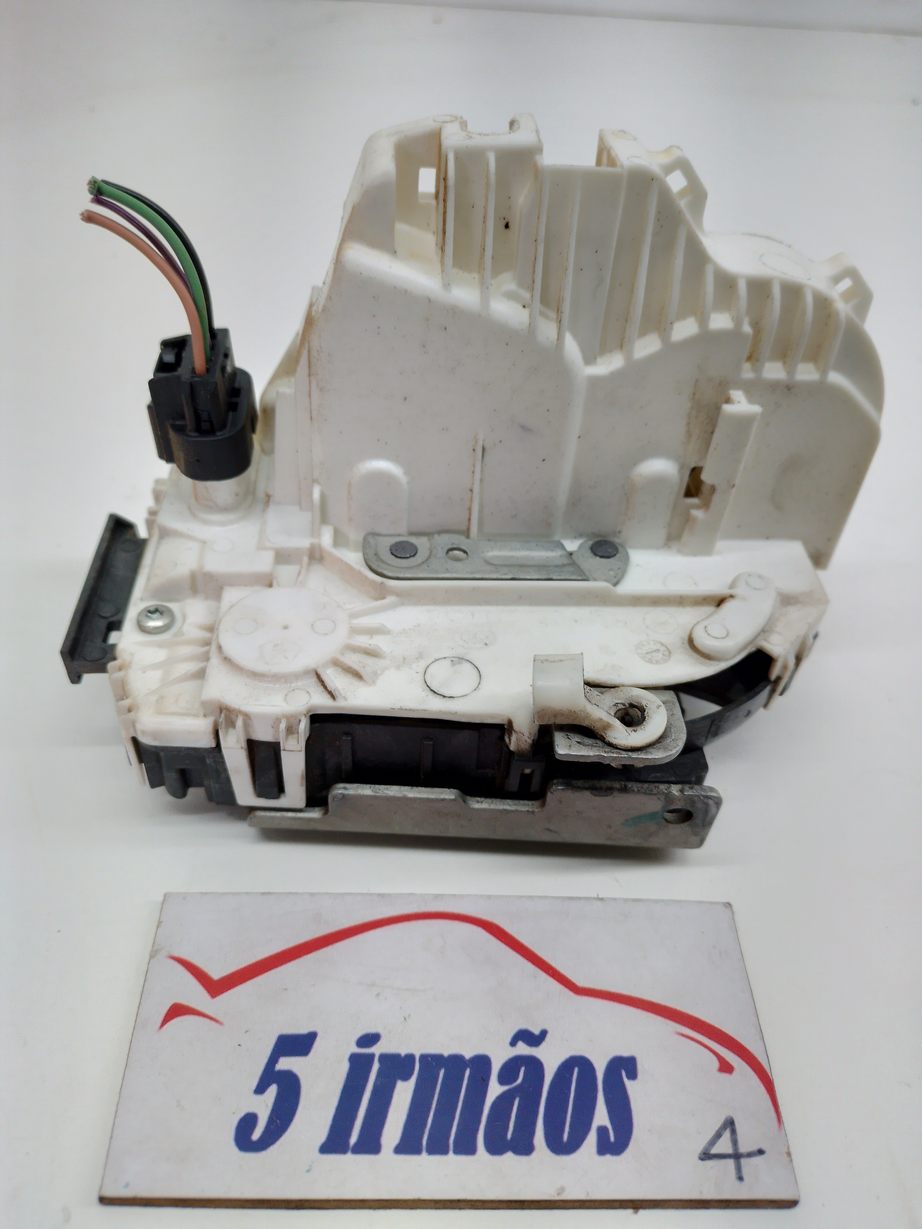 Fechadura Dianteira Esquerda Chrysler Town Country 3.6 2014