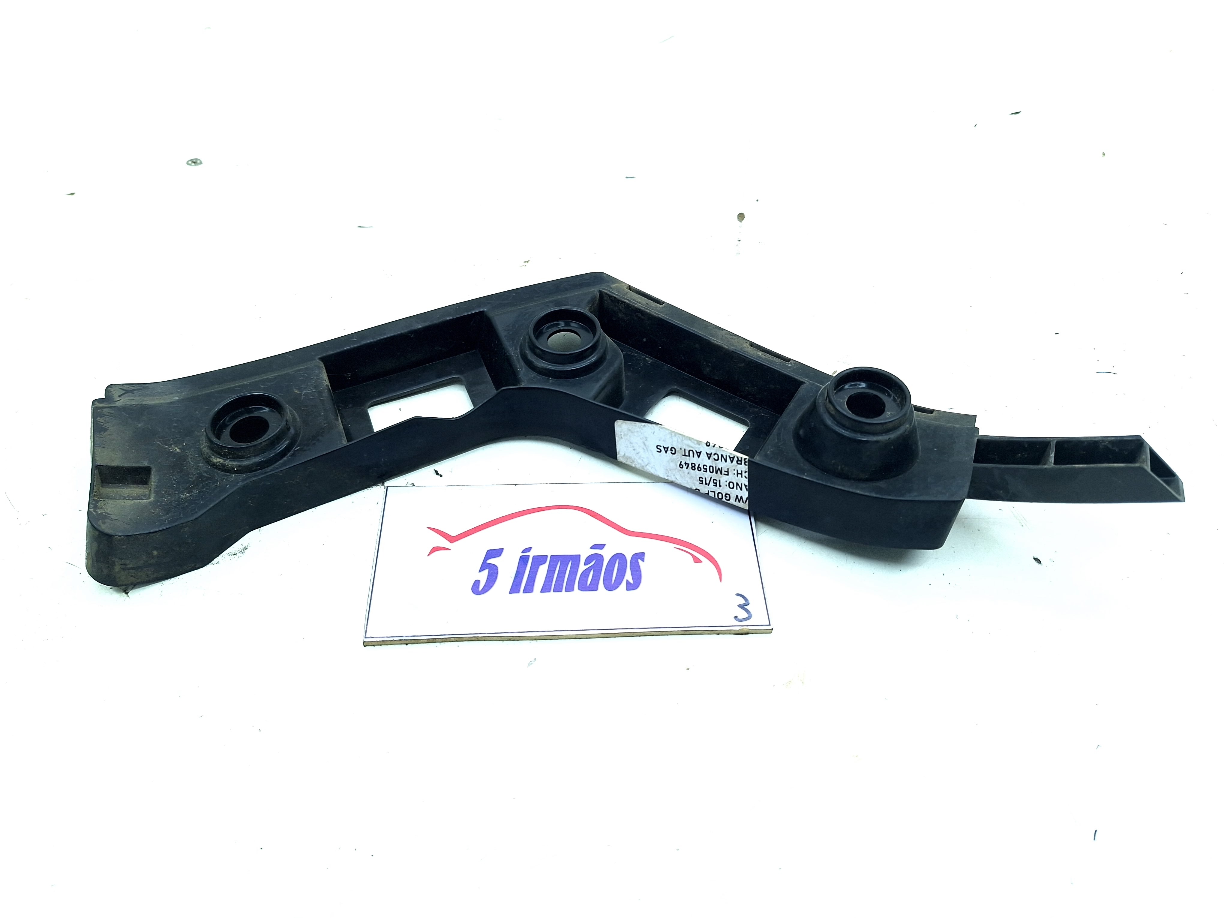 Guia Direita Parachoque Traseiro Vw Golf Gti 2.0 2015