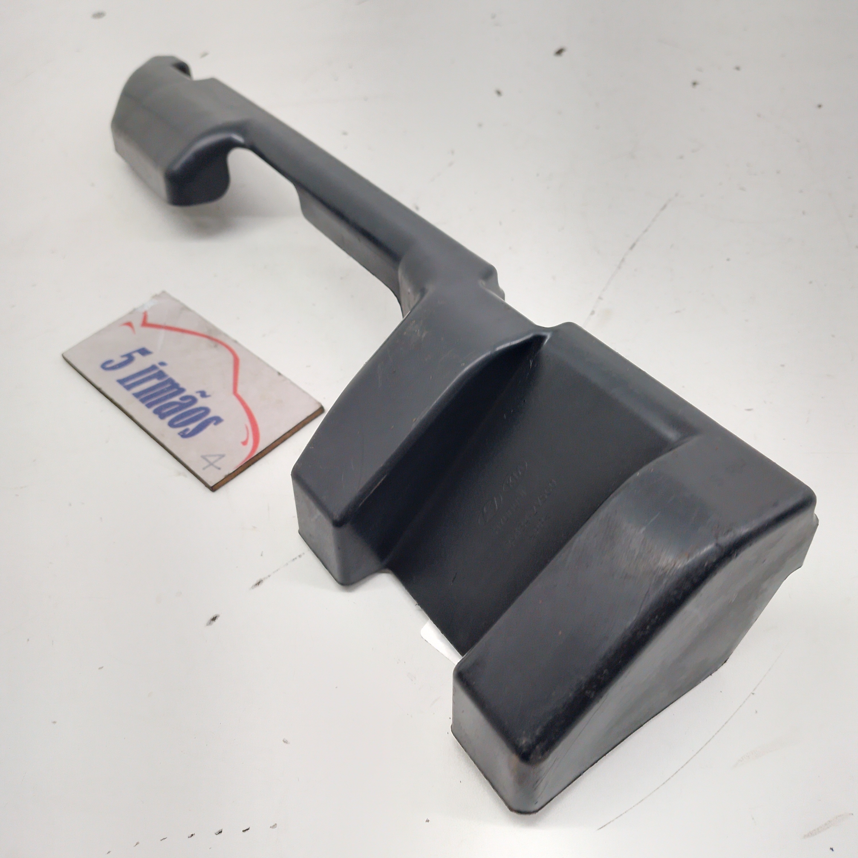 Defletor Direito Radiador Hyundai Veloster 1.6 2012 / 2013