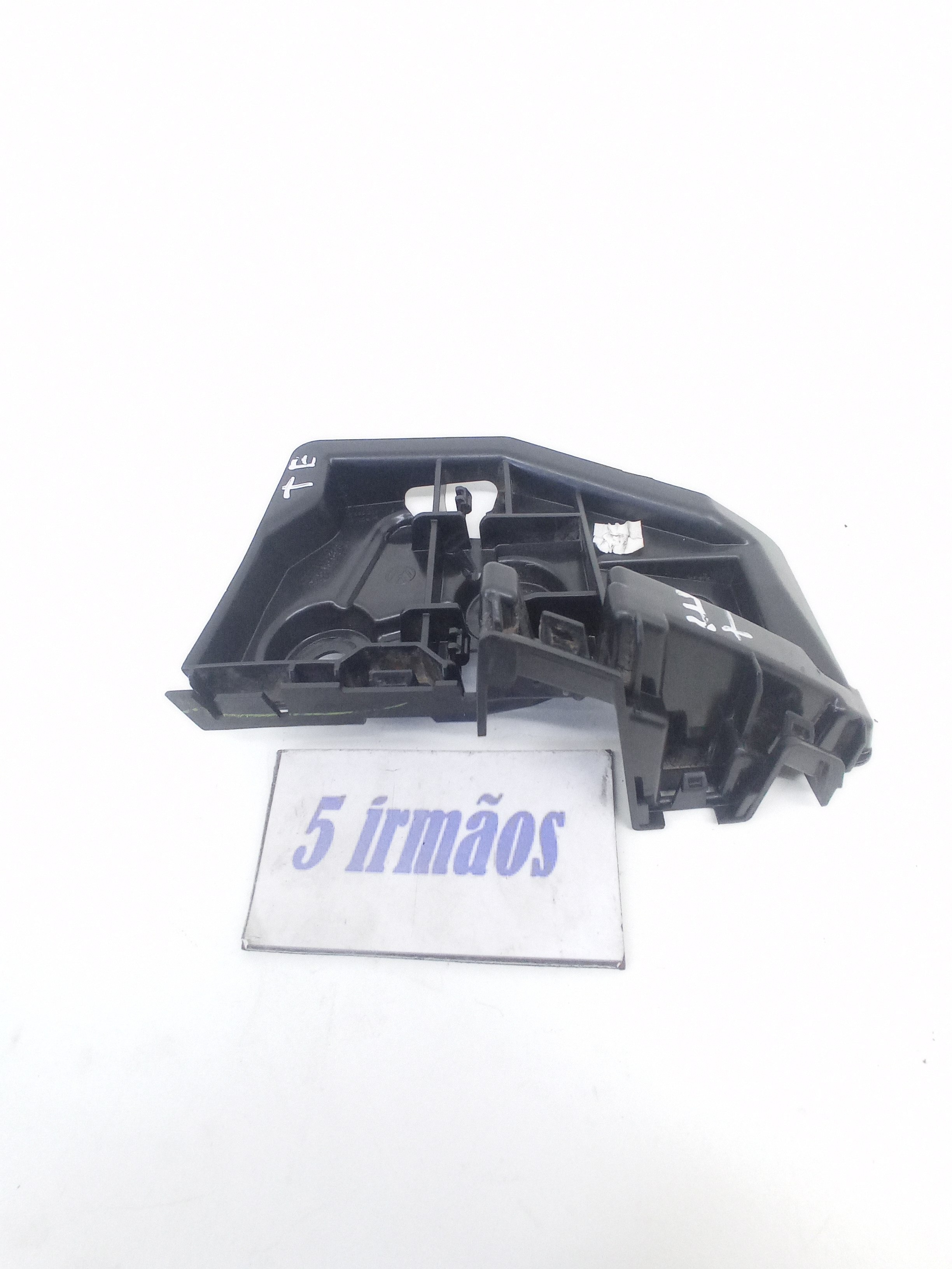 Guia Esquerda Parachoque Traseiro Vw Tiguan 350 Tsi 2.0 2019