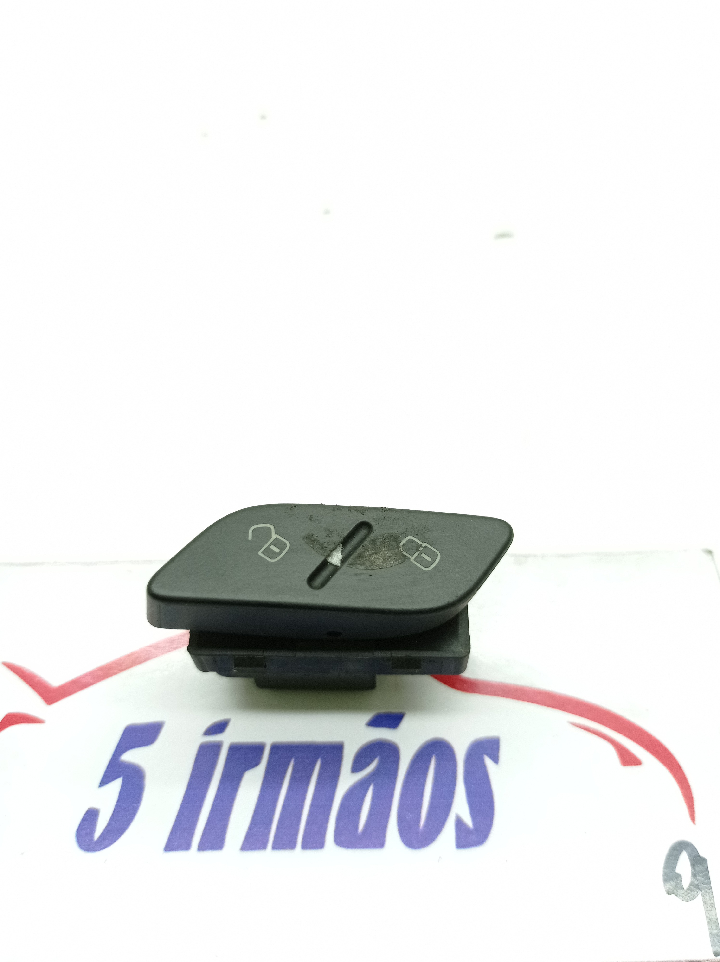 Botão Trava Destrava Vw Jetta 2.0 2011 / 2012