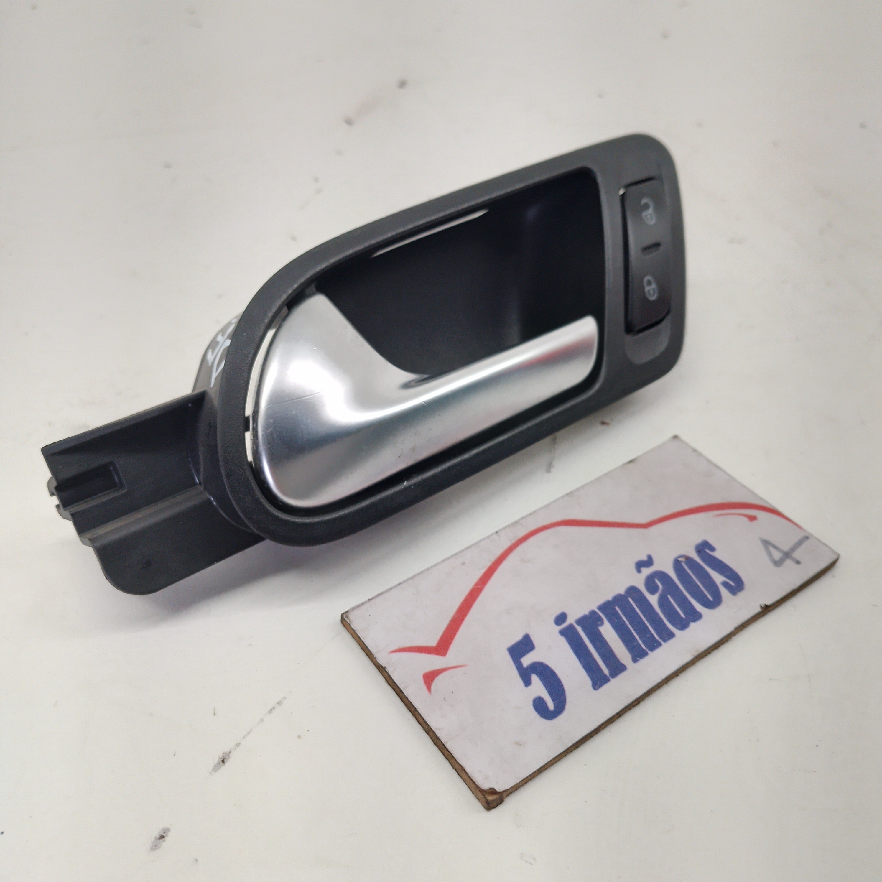 Maçaneta Interna Dianteira Esquerda Vw Tiguan Tsi 2.0 2012