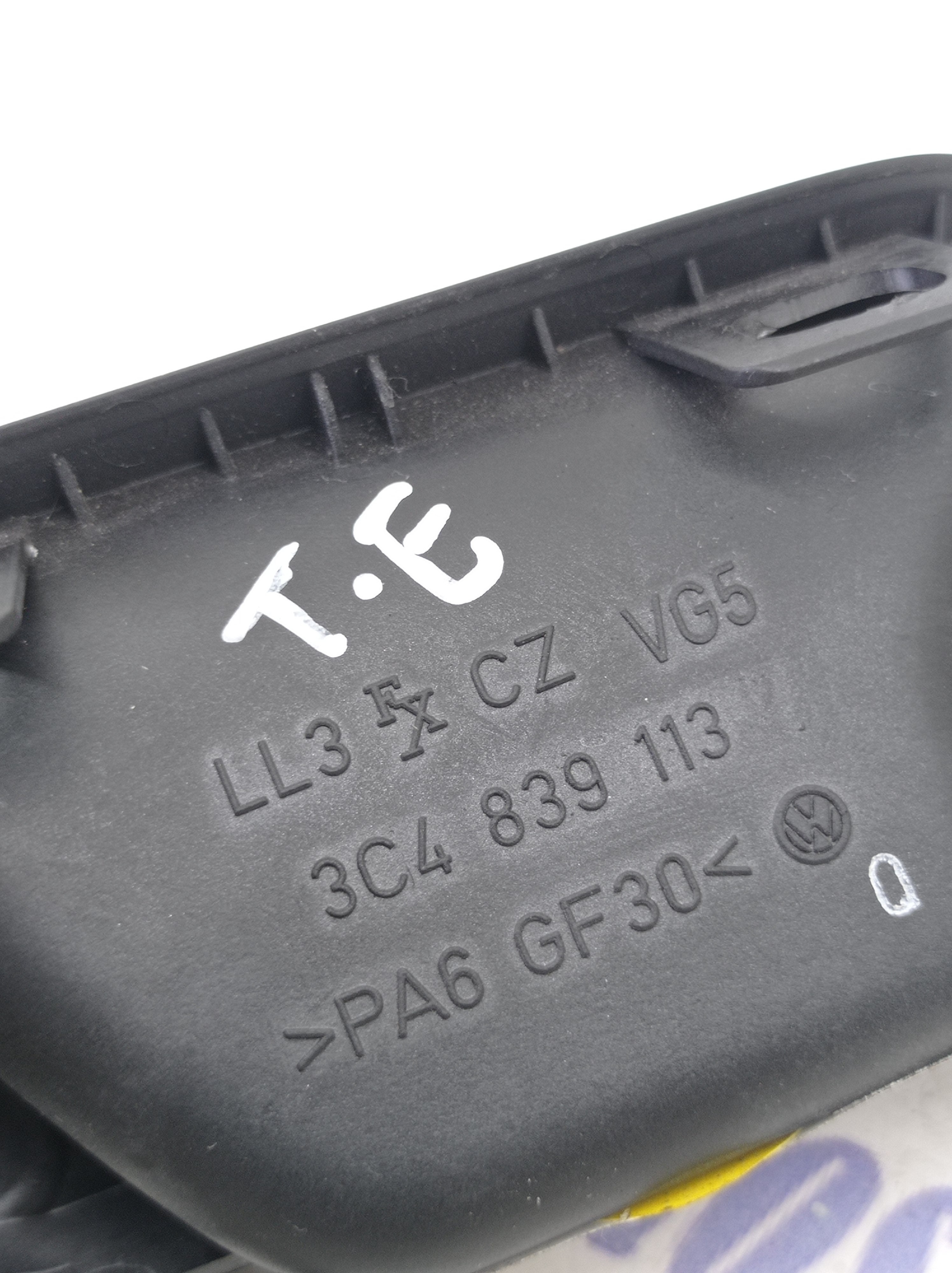 Maçaneta Interna Traseira Esquerda Vw Passat Fsi 3.2 V6 2008