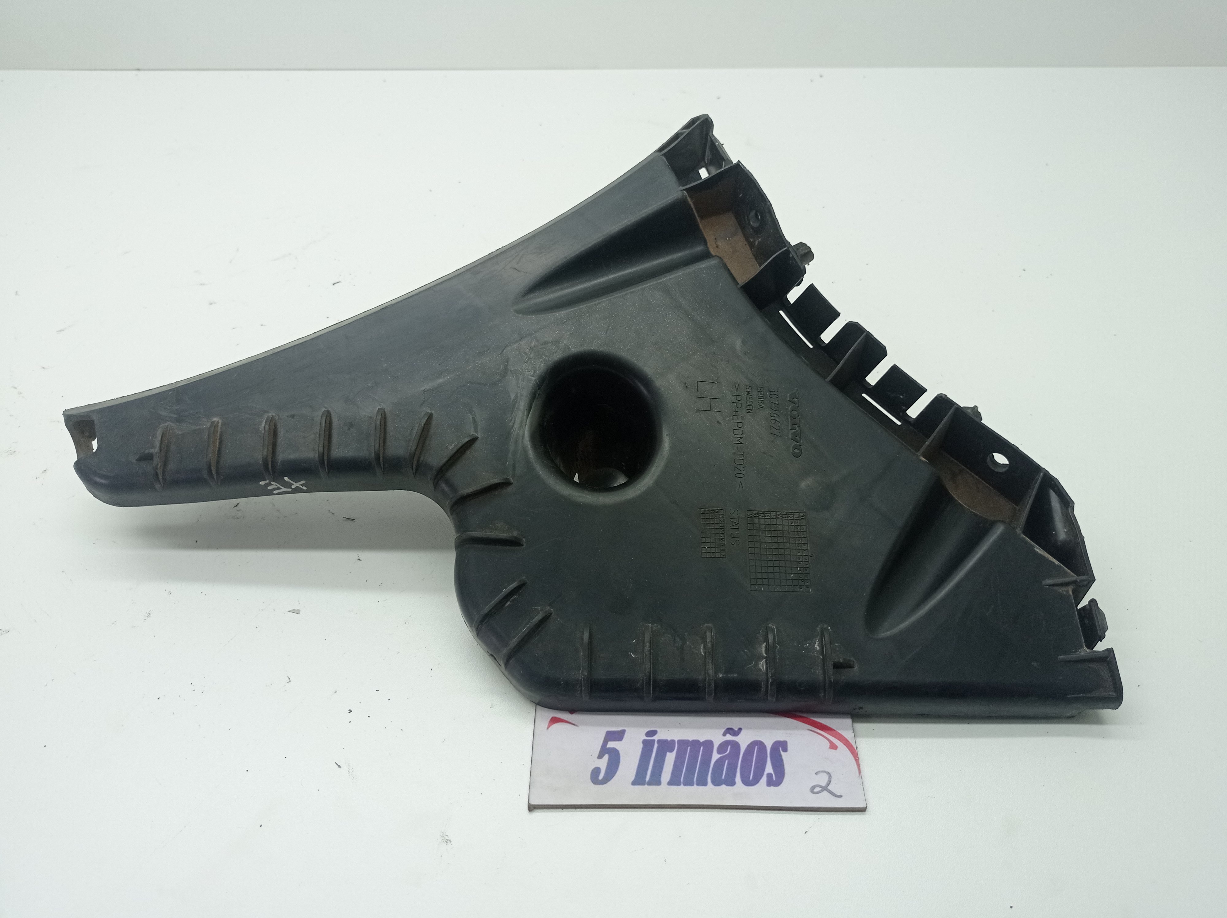 Guia Esquerda Parachoque Traseiro Volvo S60 1.6 2012 / 2013