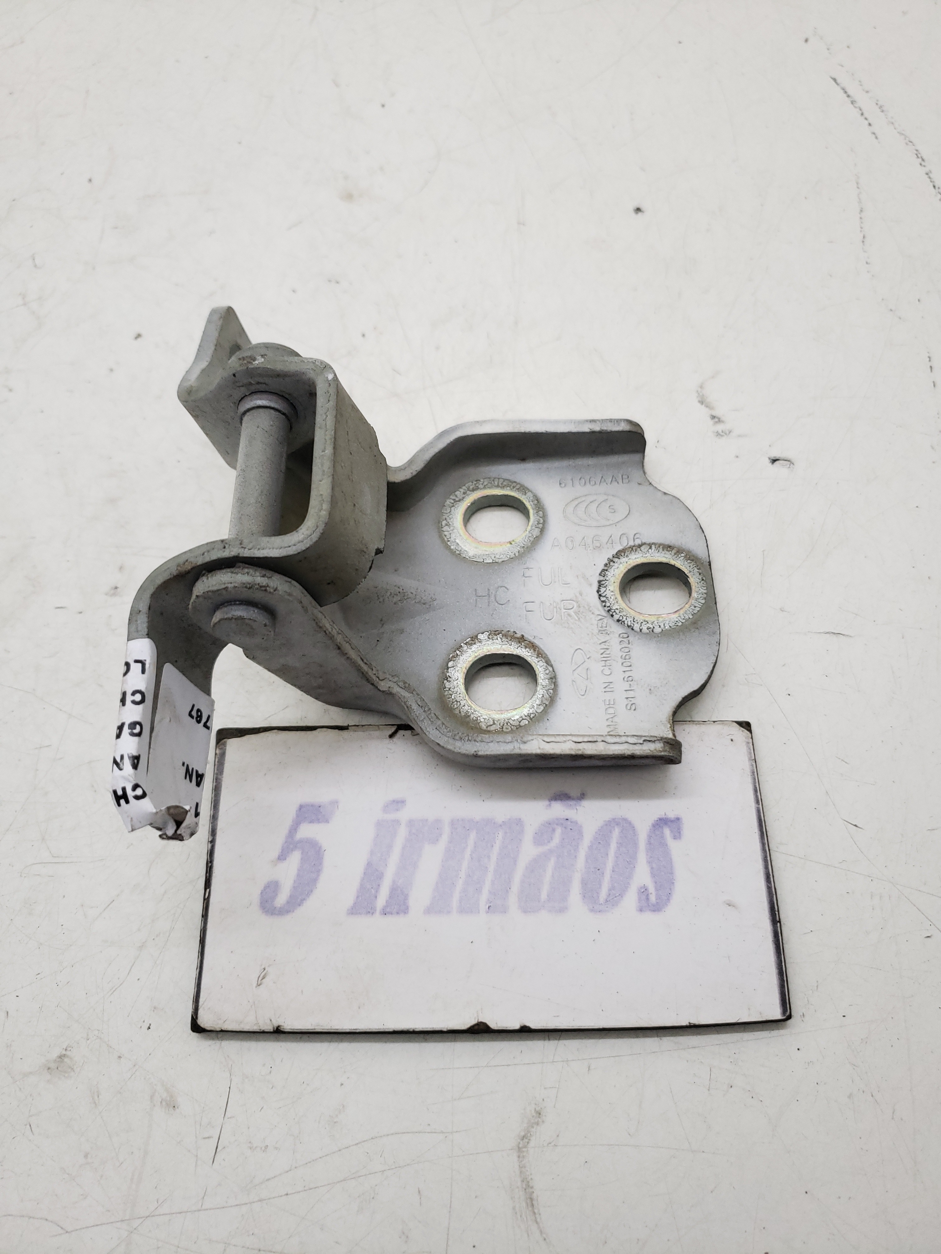 Dobradiça Superior Porta Dianteira Direita Chery Qq 1.1 2011