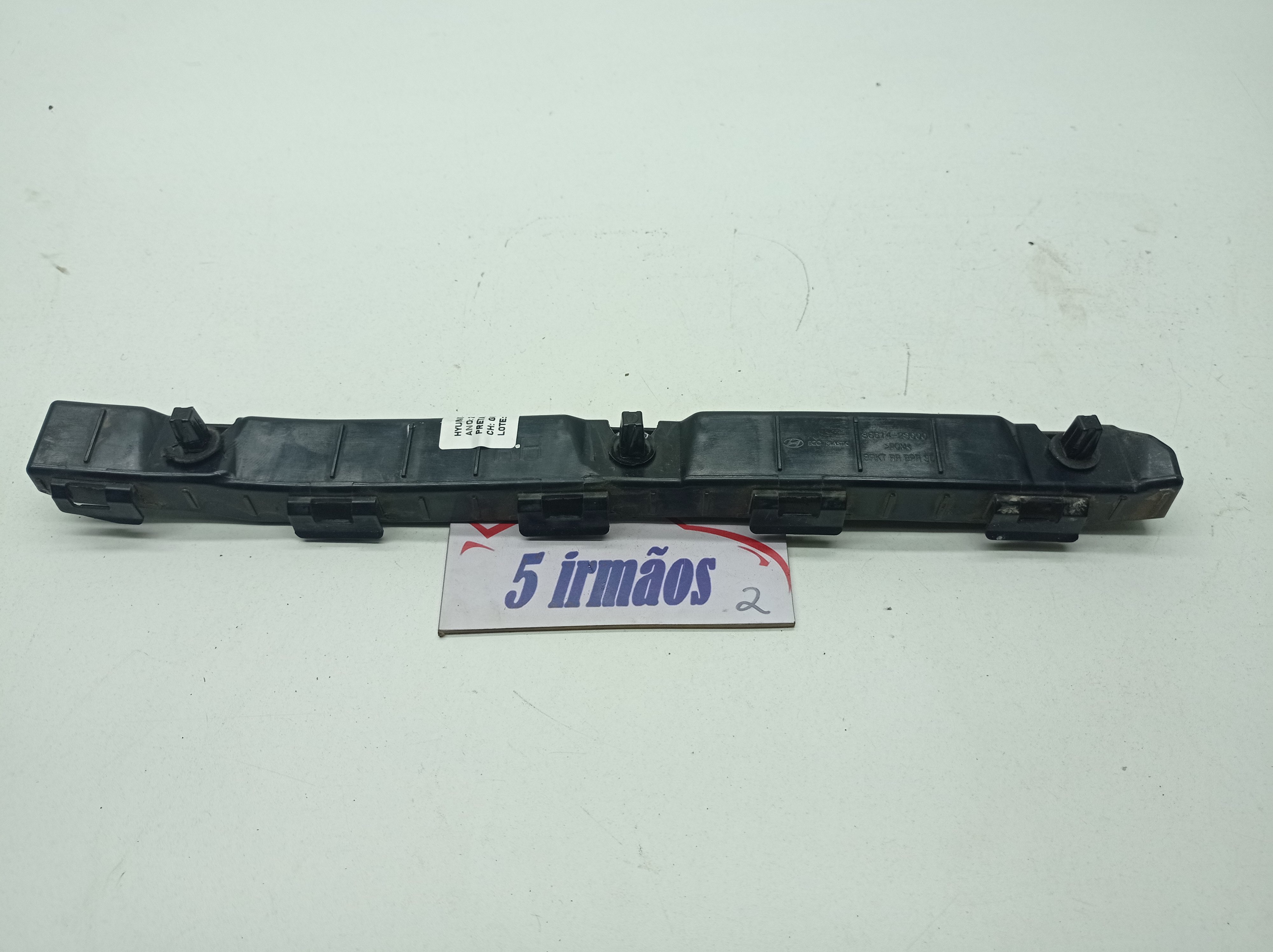 Guia Direita Parachoque Traseiro Hyundai Ix35 2.0 2015 2016