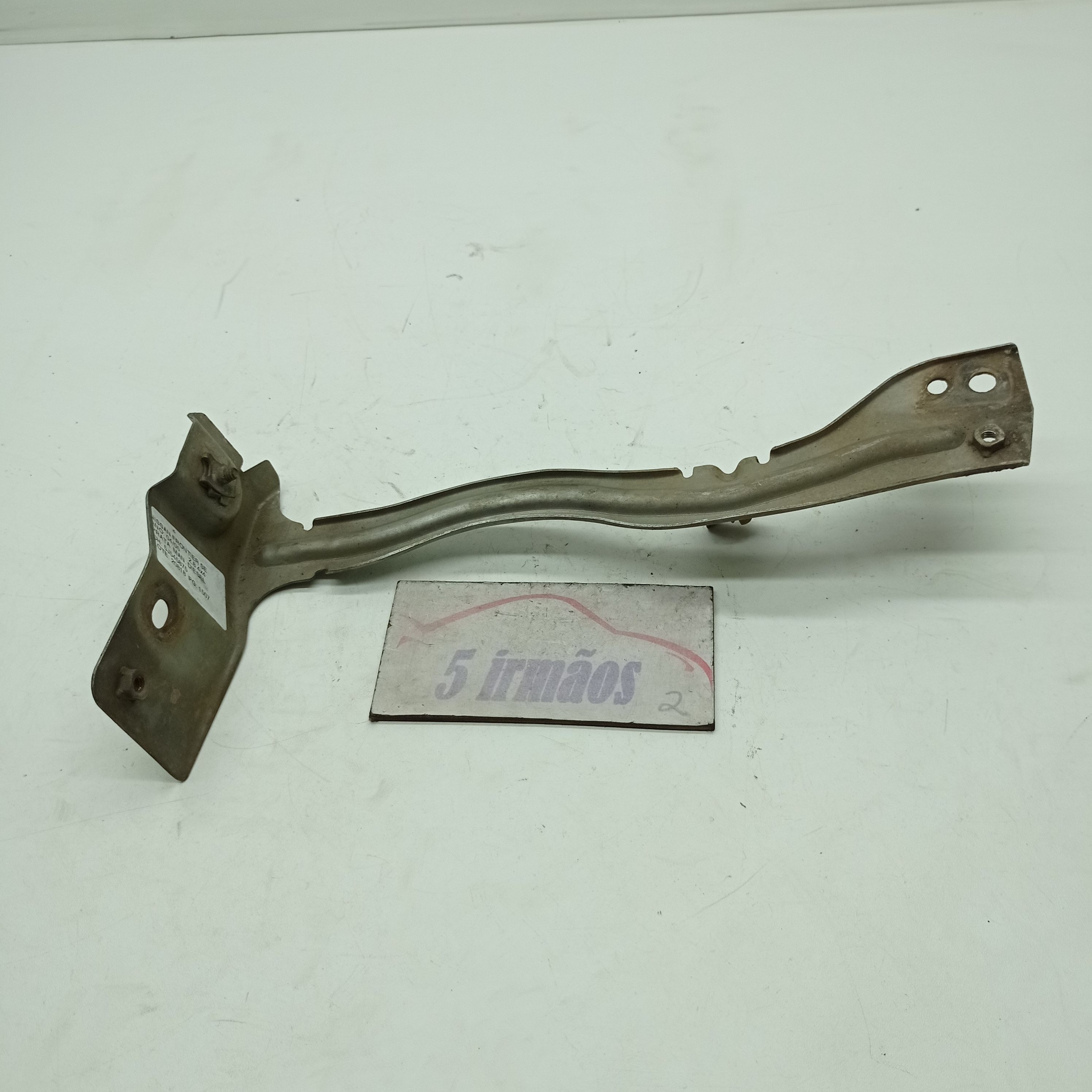 Dobradiça Esquerda Capô Nissan Frontier 2.8 2004 / 2005