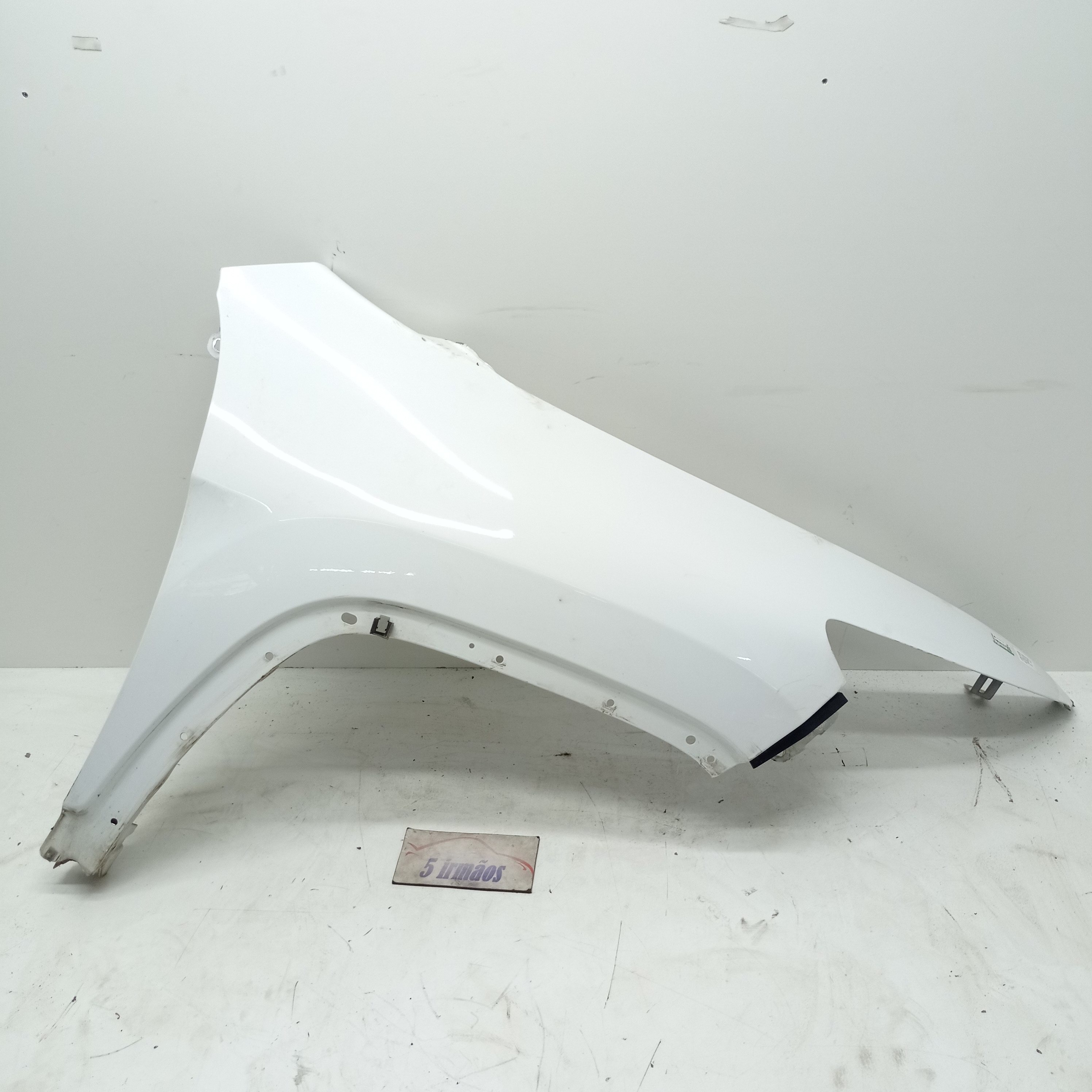 Paralama Dianteiro Direito Jeep Cherokee 3.2 V6 2014