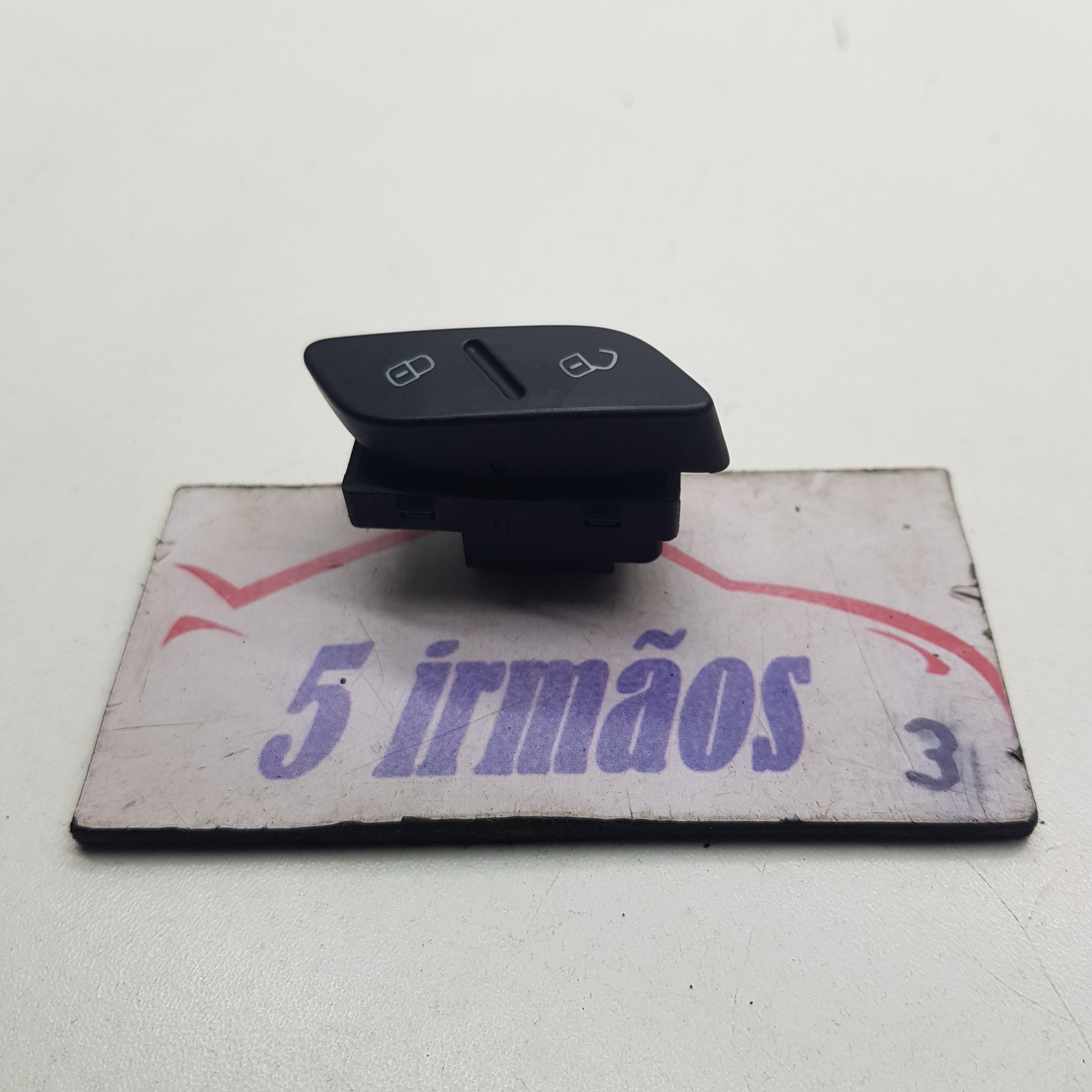 Botão Trava/destrava Porta Vw Jetta Tsi 2.0 2011 / 2012