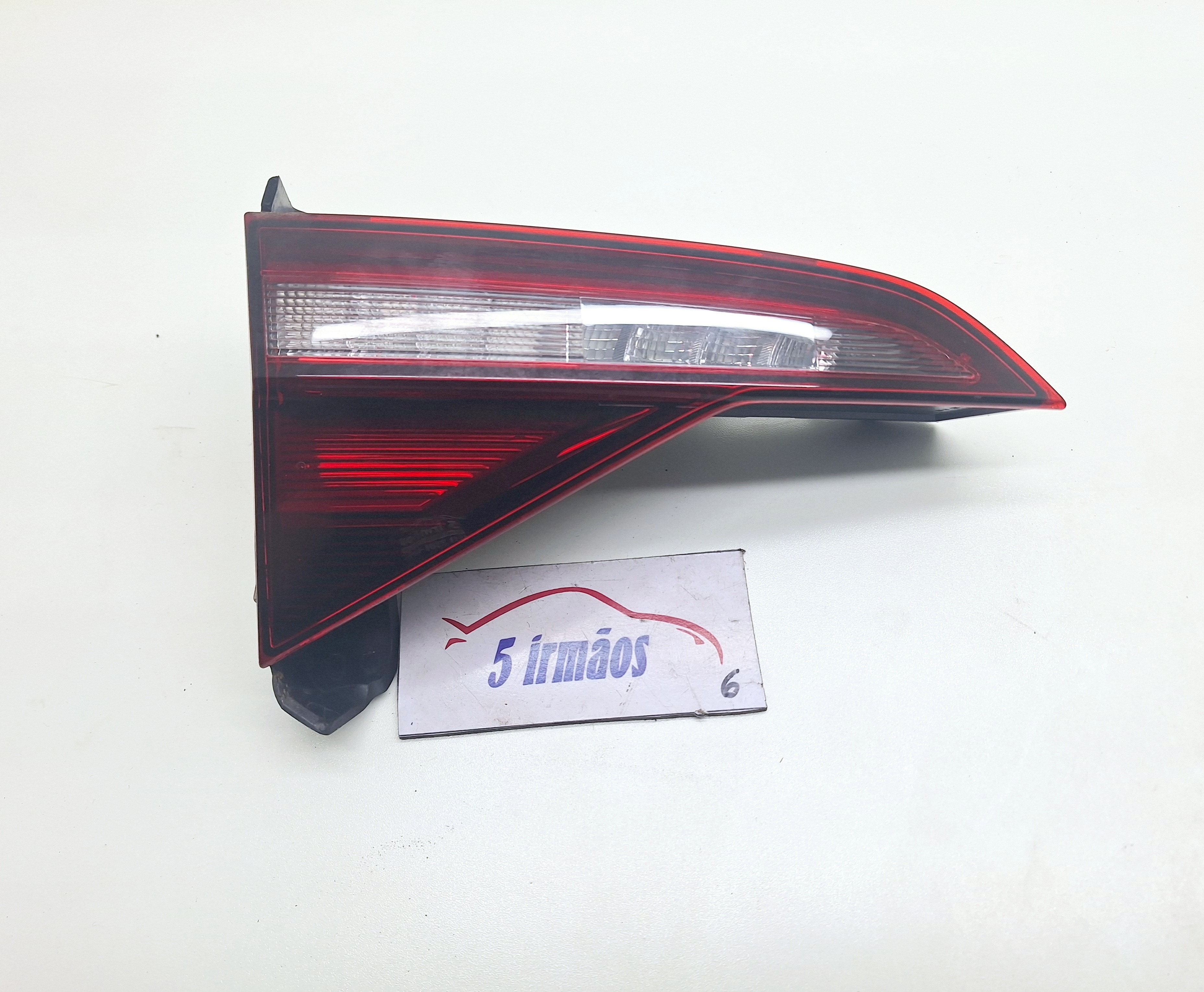 Lanterna Tampa Esquerda Vw Jetta Tsi 1.4 2018/ 2019 Esquerdo/motorista