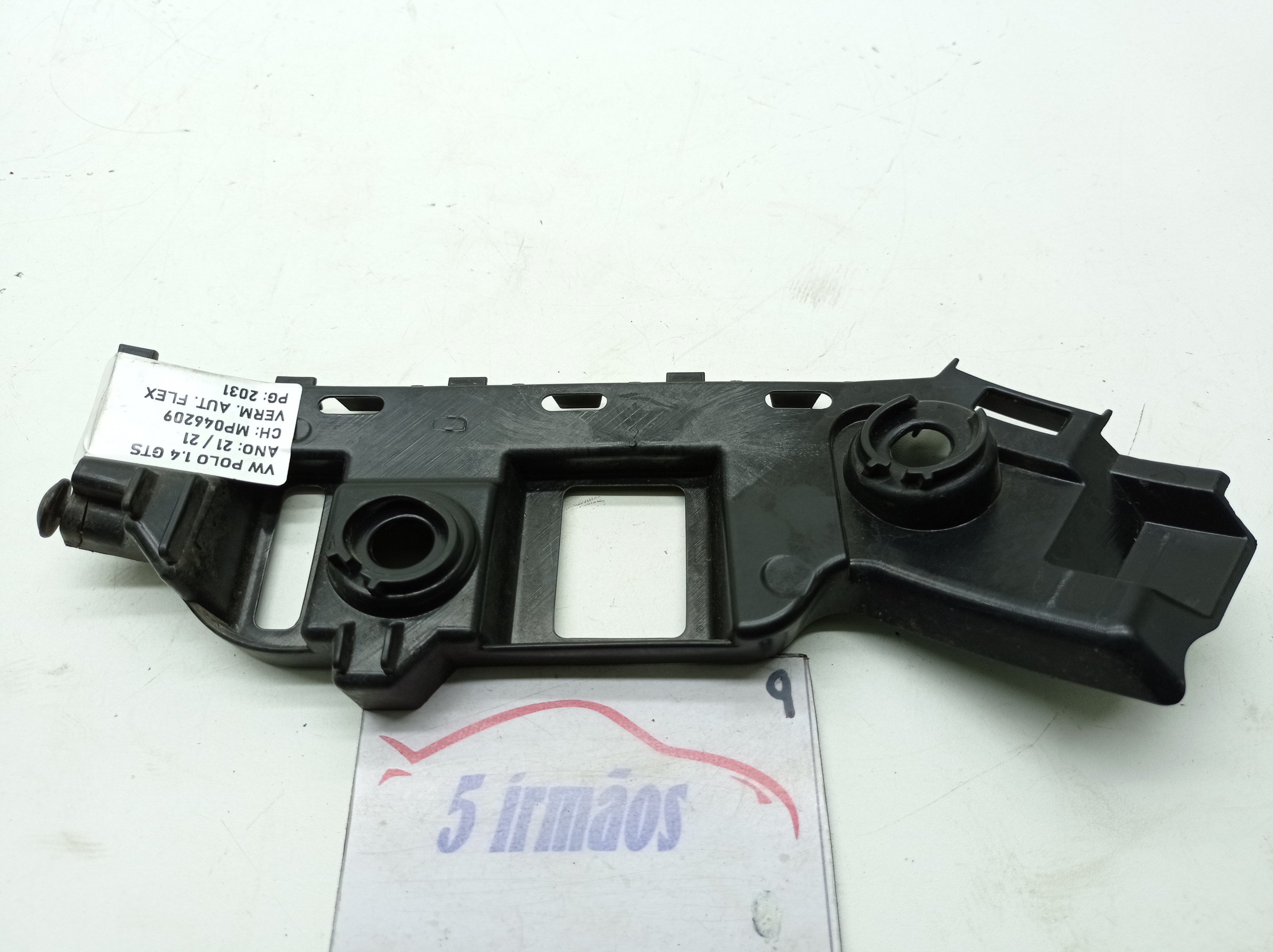 Guia Direito Parachoque Traseiro Vw Polo Gts 1.4 2021