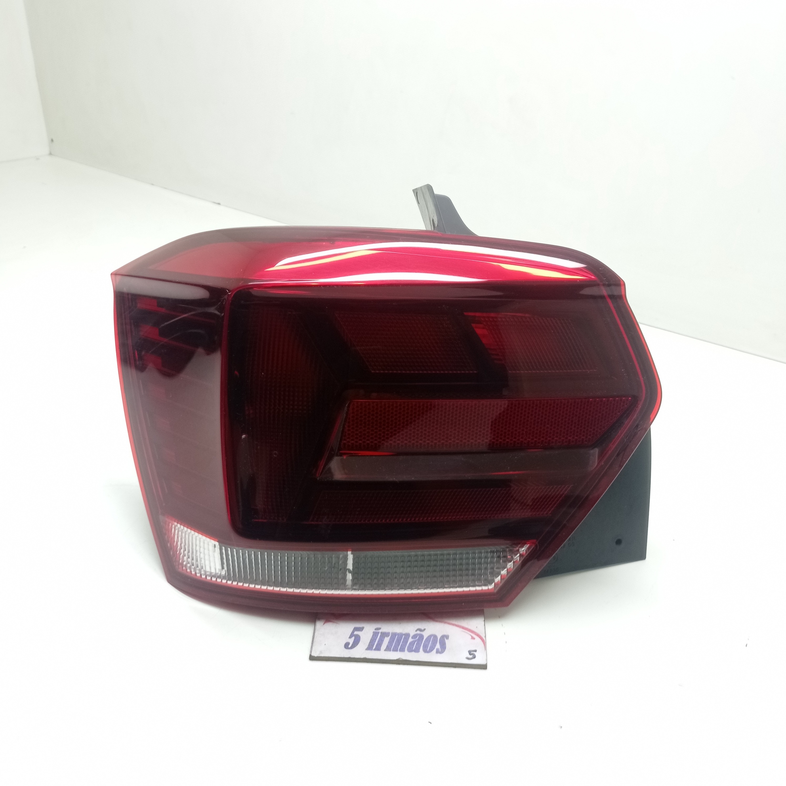 Lanterna Esquerda Vw Polo Tsi 1.0 2020 2021 Esquerdo Vermelho