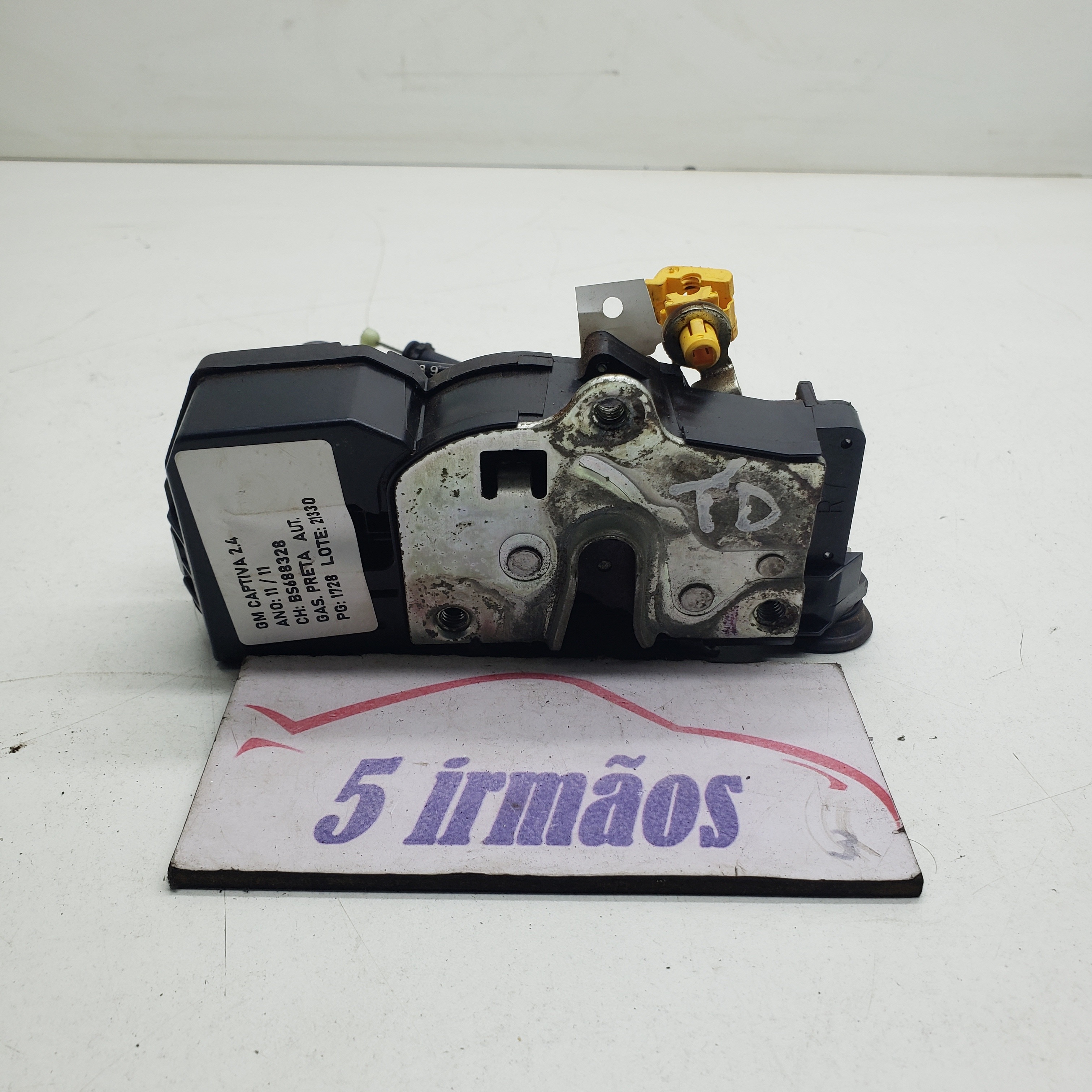 Fechadura Porta Traseira Direita Gm Captiva 2.4 2011 / 2012