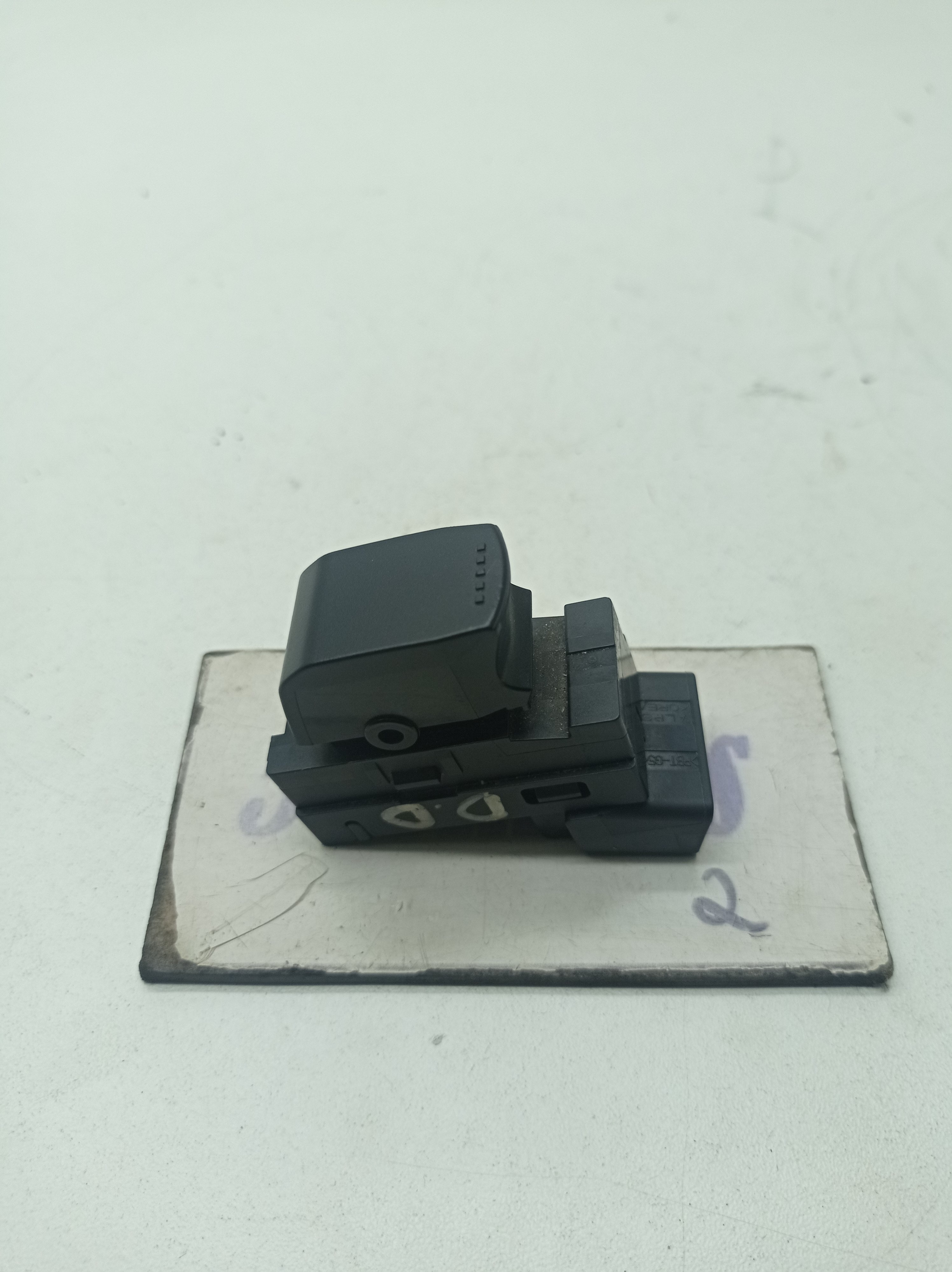 Comando Vidro Dianteiro Direito Suzuki Sx4 2.0 2011 / 2012