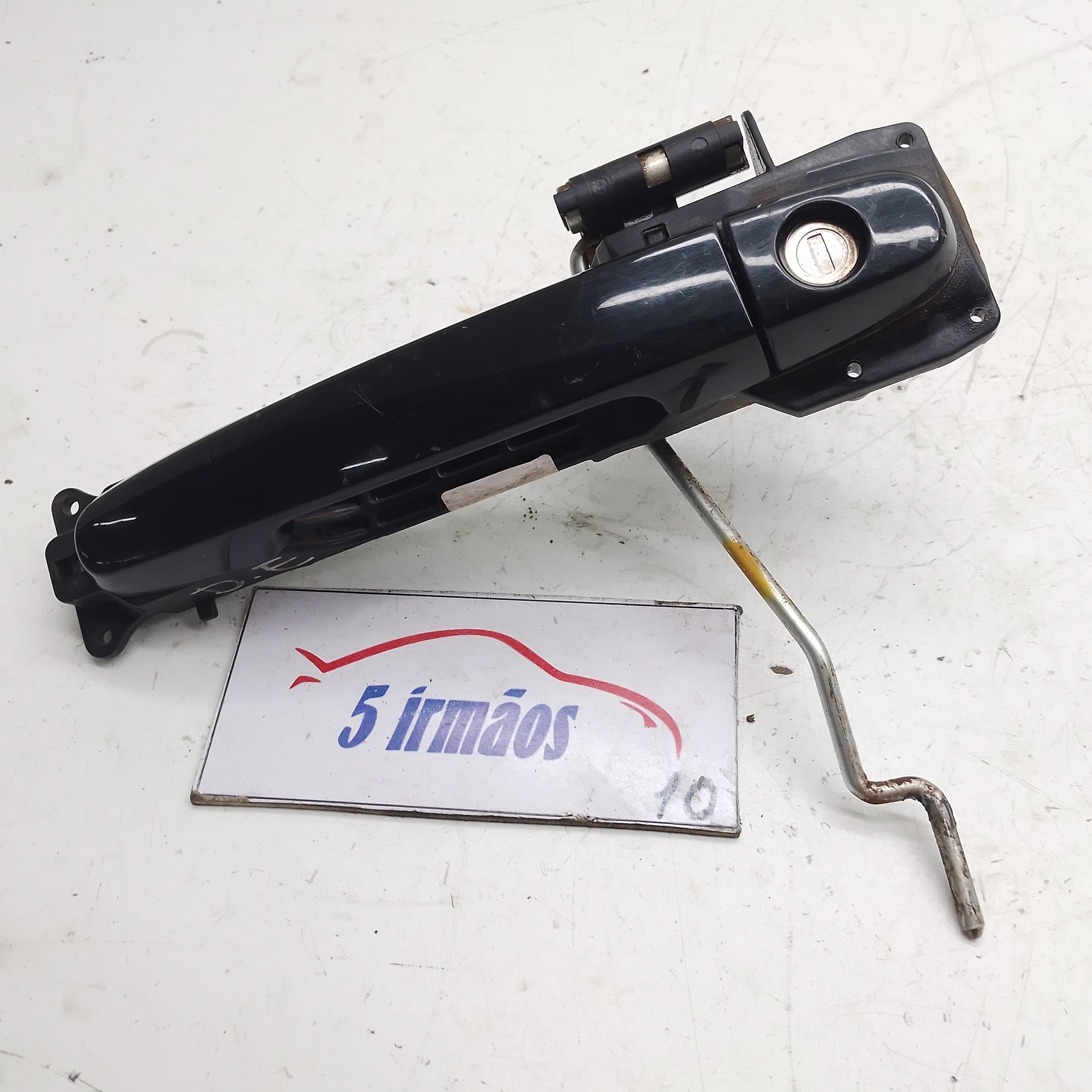 Maçaneta Externa Dianteira Esquerda Toyota Rav4 2.4 4×4 2006 Preto Dianteira