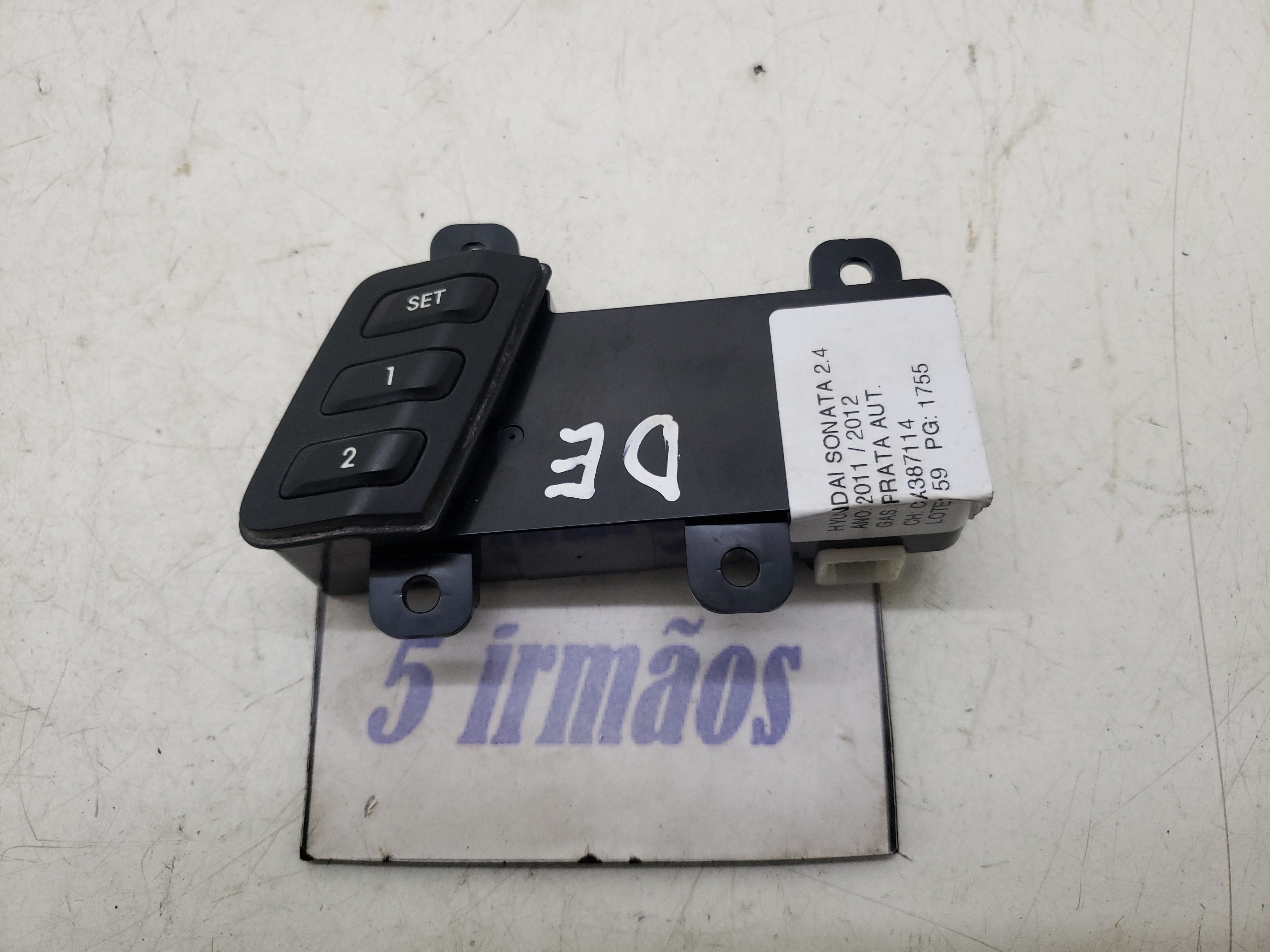 Botão Memória Banco Dianteiro Esquerdo Sonata 2.4 2011