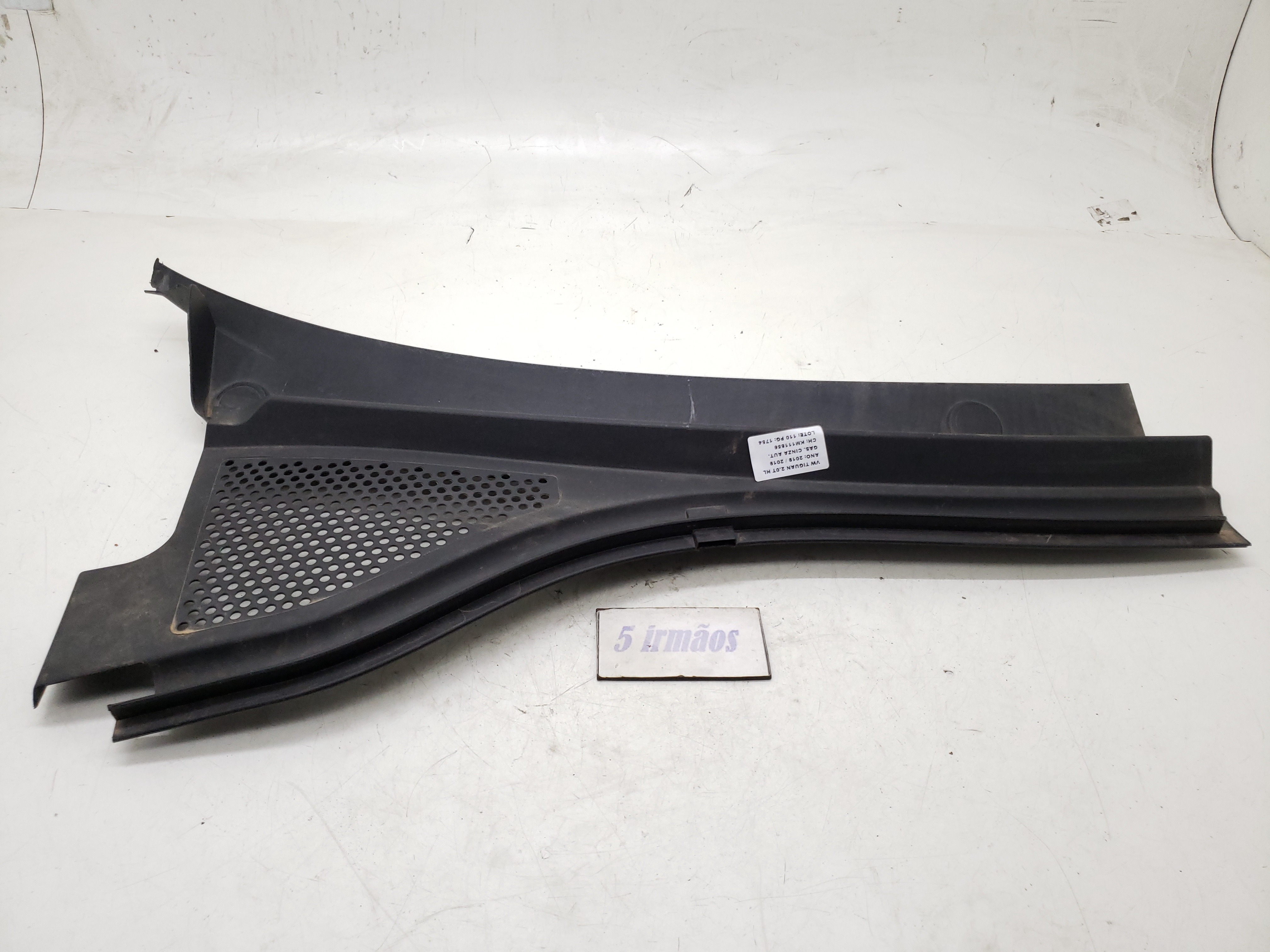 Acabamento Churrasqueira Direita Vw Tiguan 350 Tsi 2.0 2019