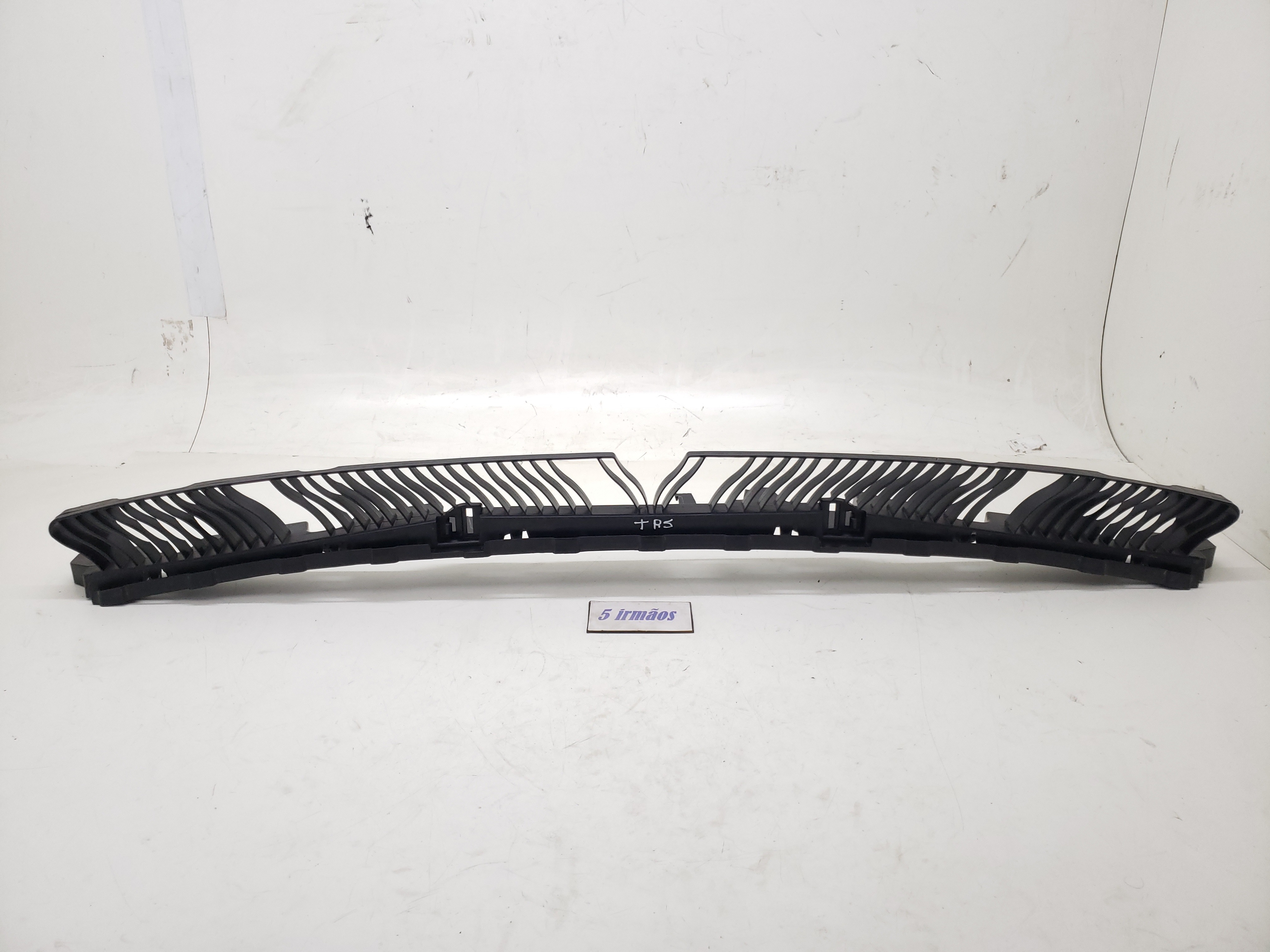 Guia Central Parachoque Traseiro Vw Tiguan 350 Tsi 2.0 2019