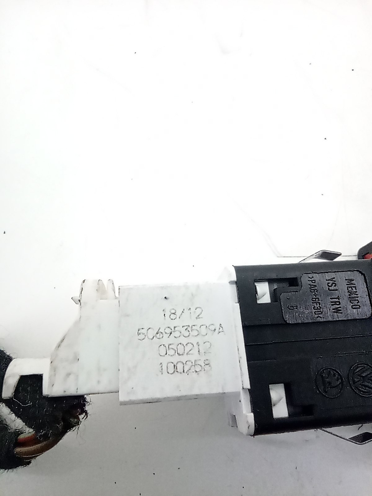 Botão Pisca Alerta Volkswagen Jetta 1.4 2018 Nº5c6953509al