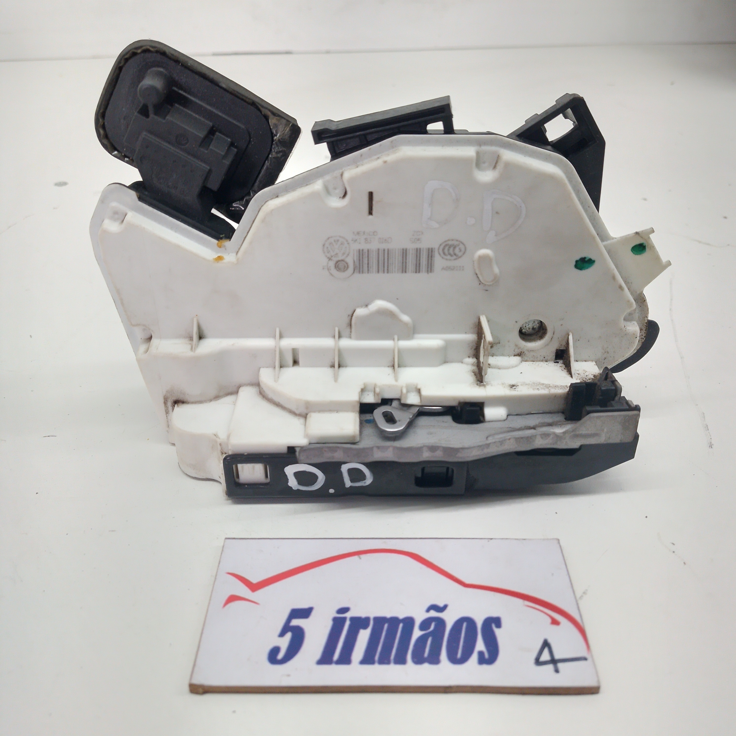 Fechadura Porta Dianteira Direita Vw Jetta Tsi 2.0 2015 2016