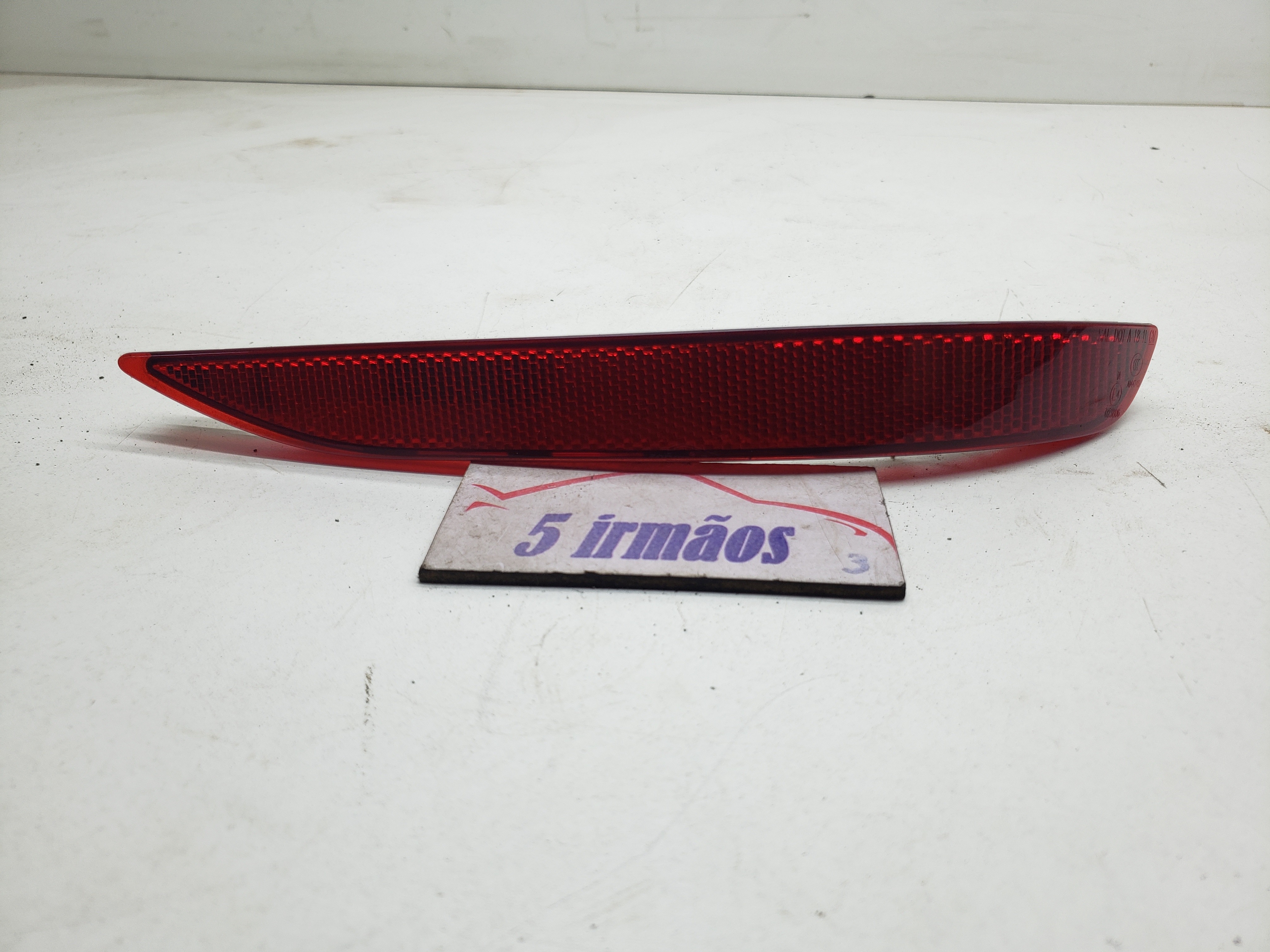 Refletor Olho Gato Direito Gm Equinox 2.0 2018 / 2019