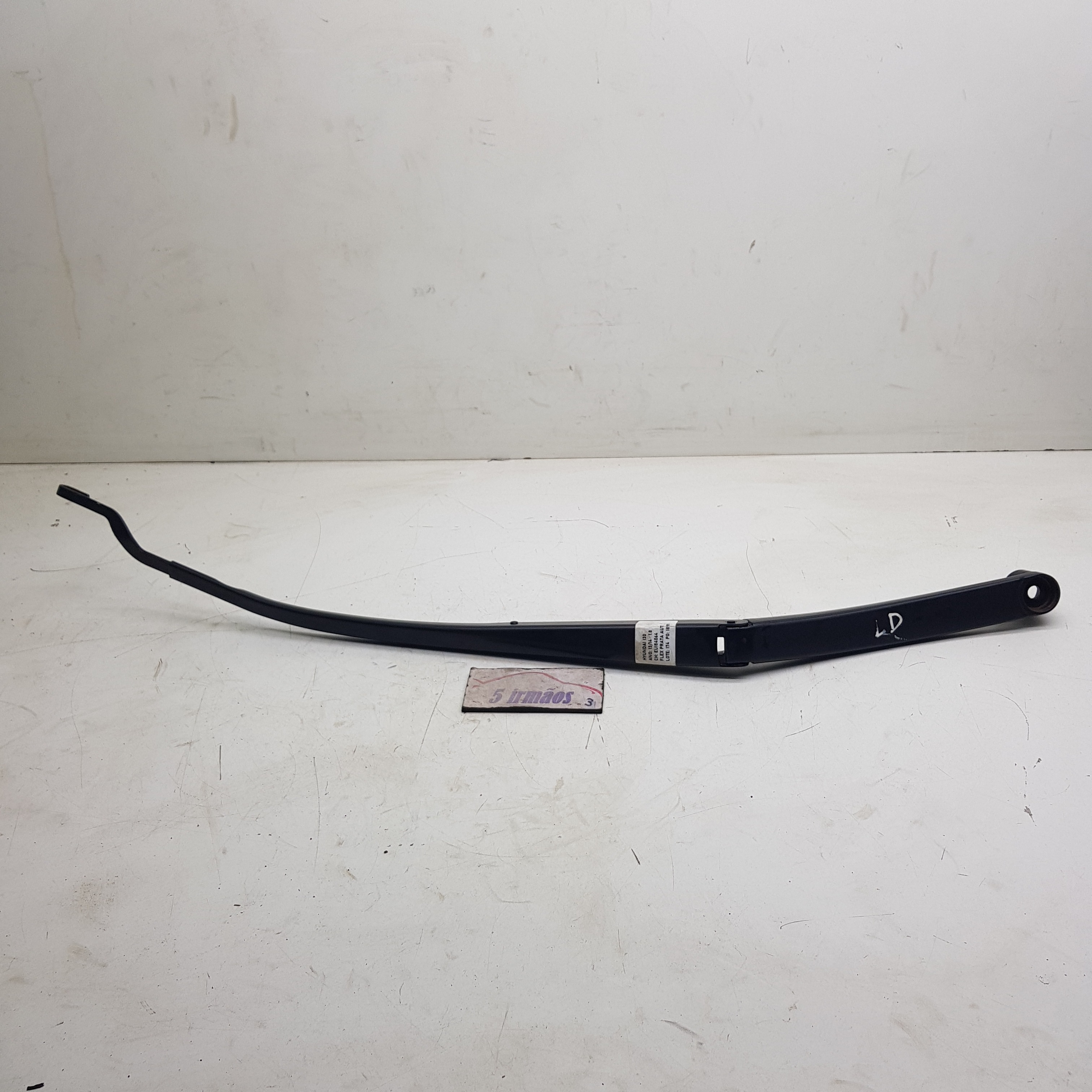 Braço Direito Limpador Parabrisa Hyundai I30 1.8 2014 Direito