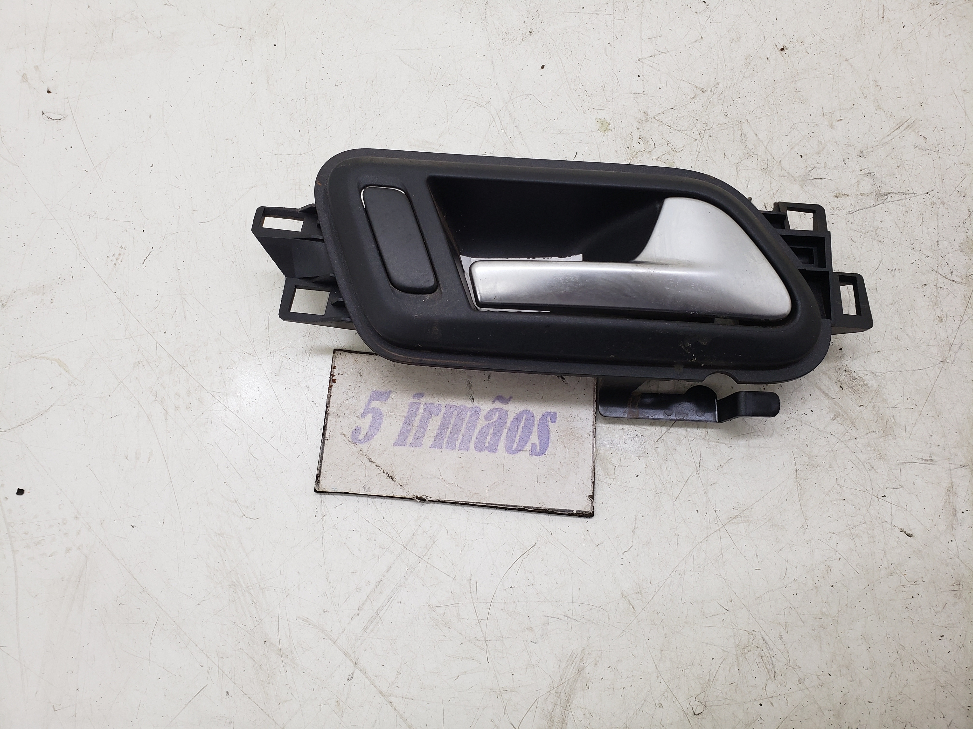 Maçaneta Interna Traseira Direita Vw Amarok 2.0 2013 / 2014