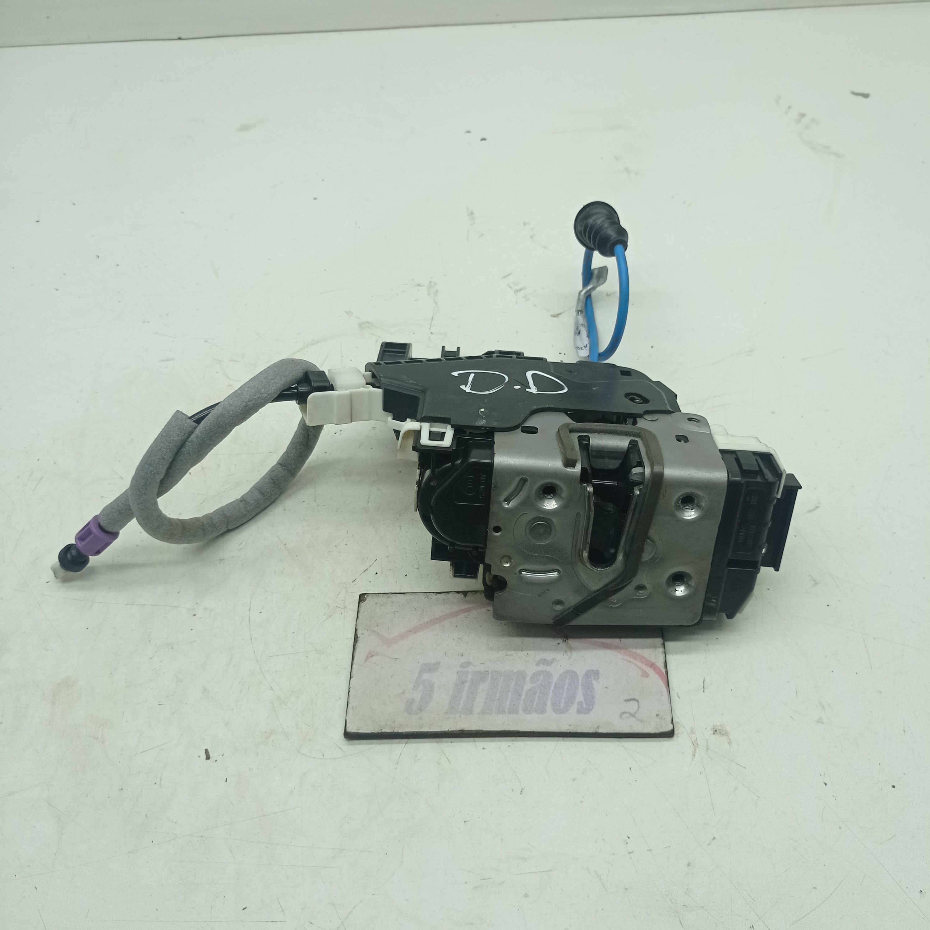 Fechadura Porta Dianteira Direita Mercedes Gla 200 1.6 2020