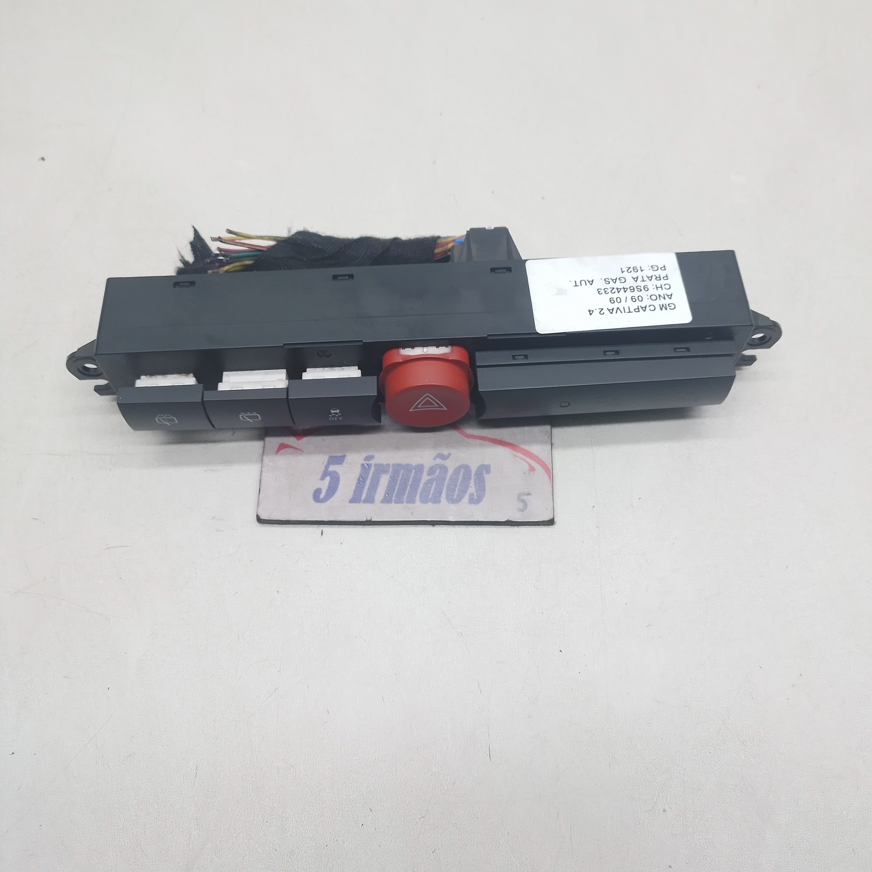 Botão Comandos Pisca Alerta Chevrolet Captiva Sport 2.4 2009 Preto