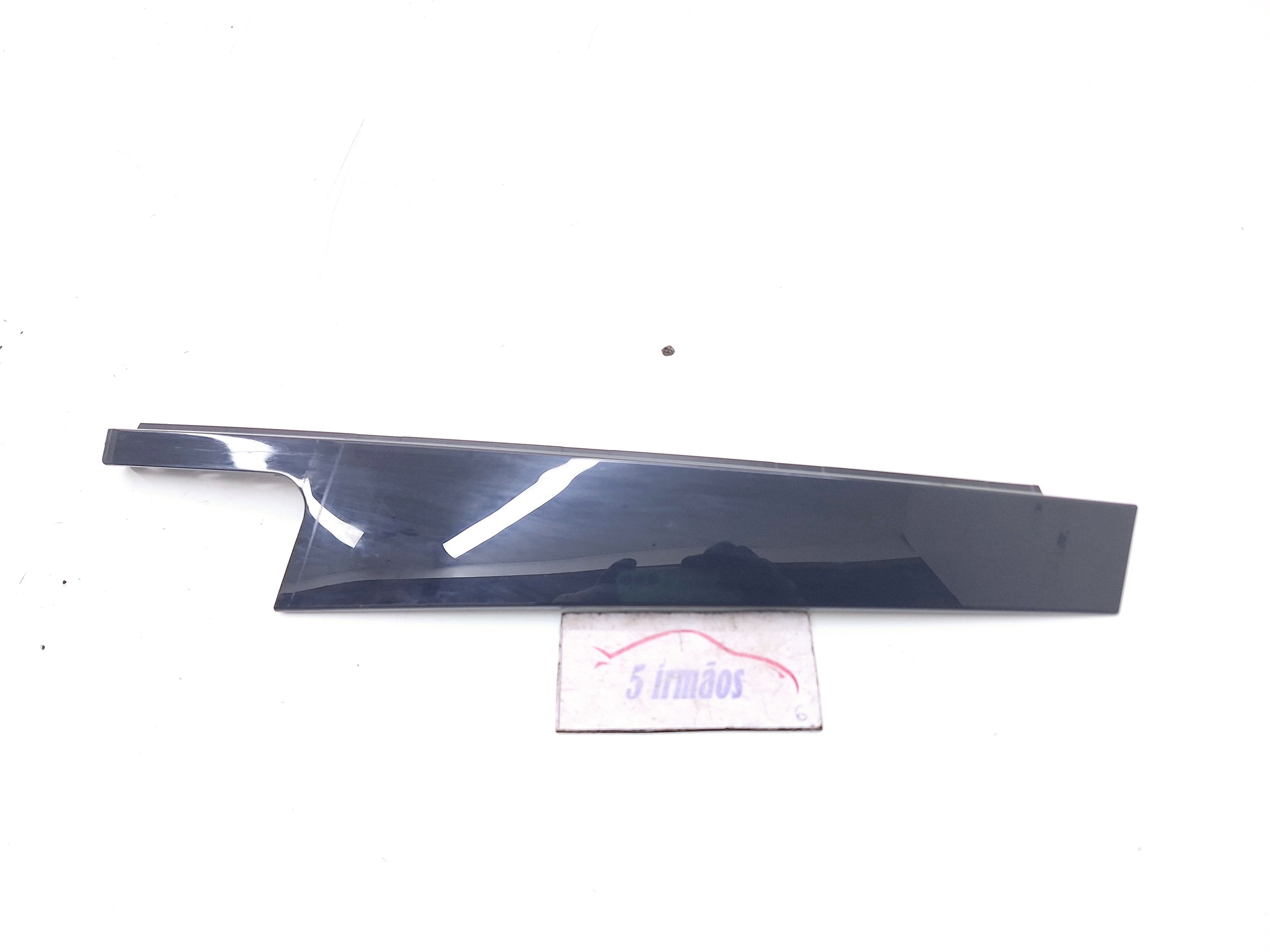 Acabamento Porta Traseira Direita Bmw 320i 2.0 Turbo 2017