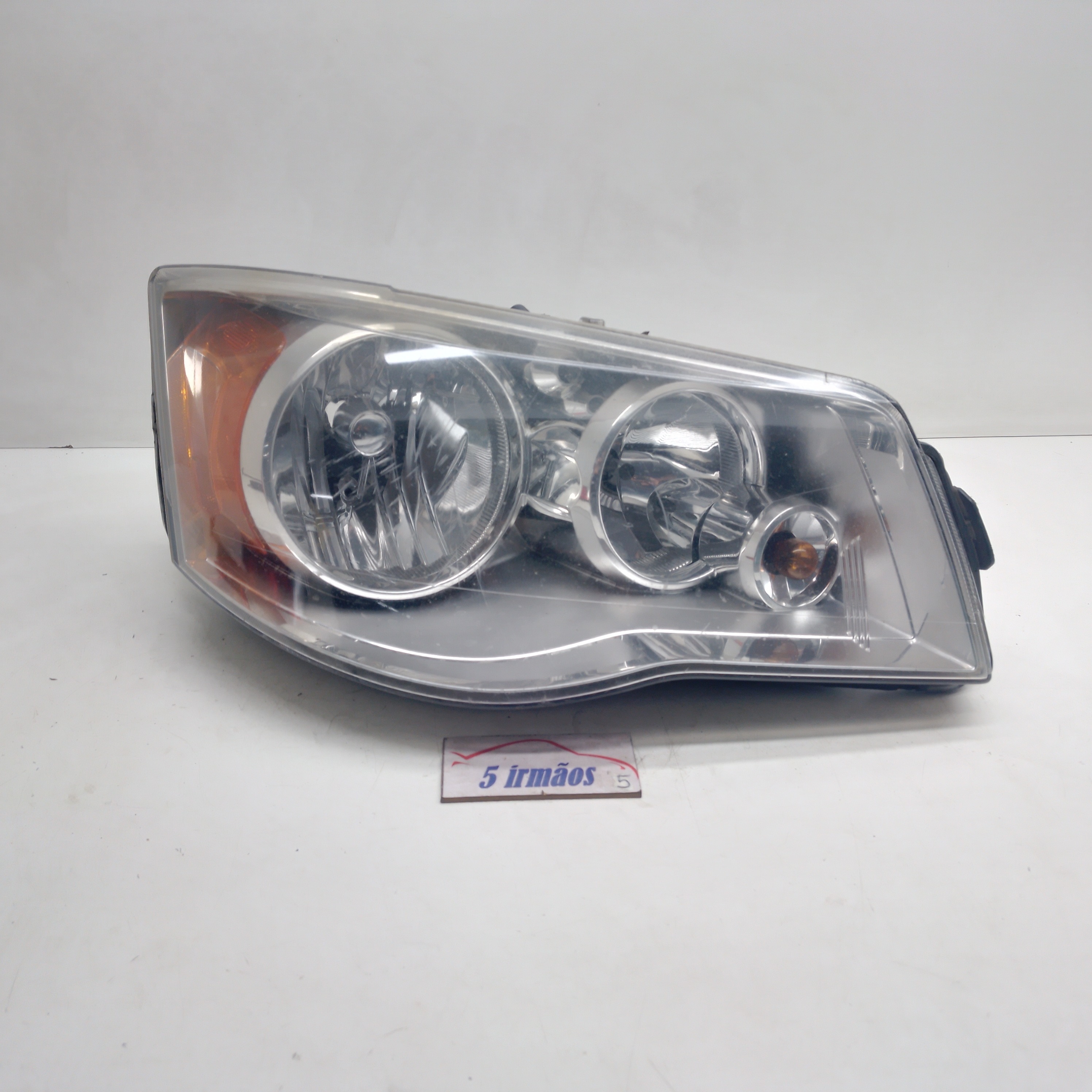 Farol Direito Chrysler Town Country 3.6 V6 2012 / 2013  Esquerdo