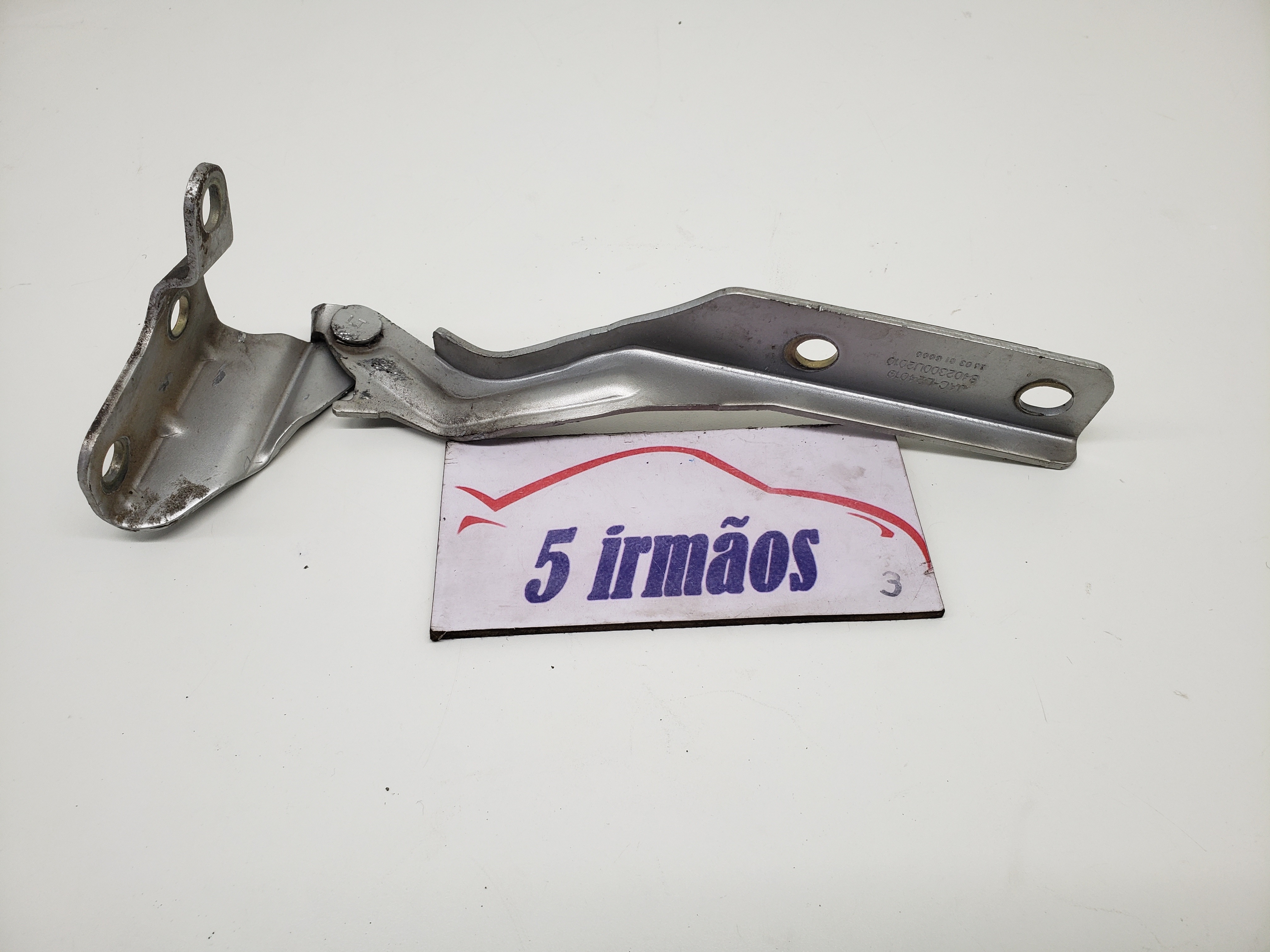 Dobradiça Braço Esquerdo Capô Jac J6 2.0 2014 / 2015 / 2016
