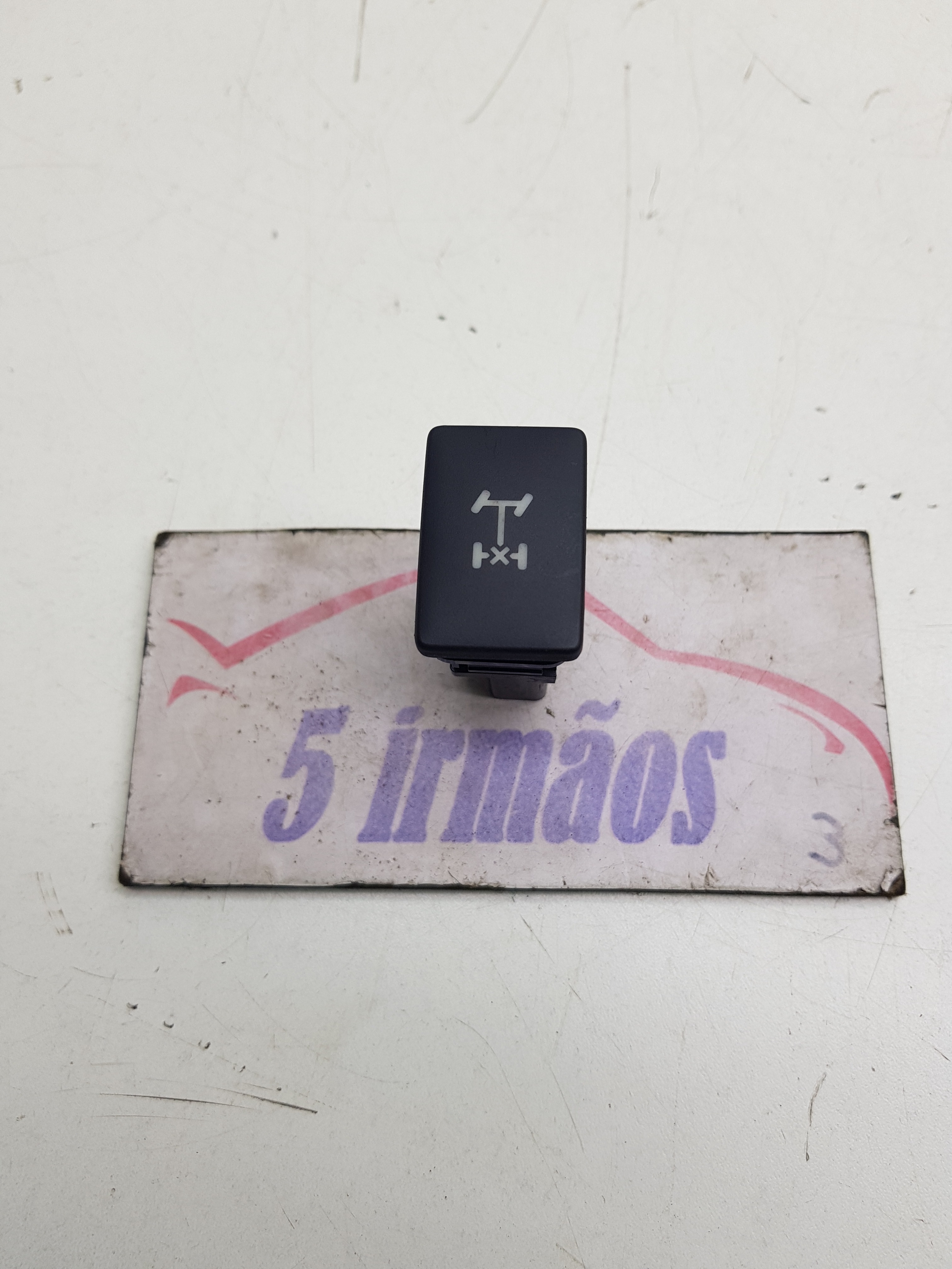 Botão Bloqueio Tração Traseira Toyota Hilux 2.8 2017