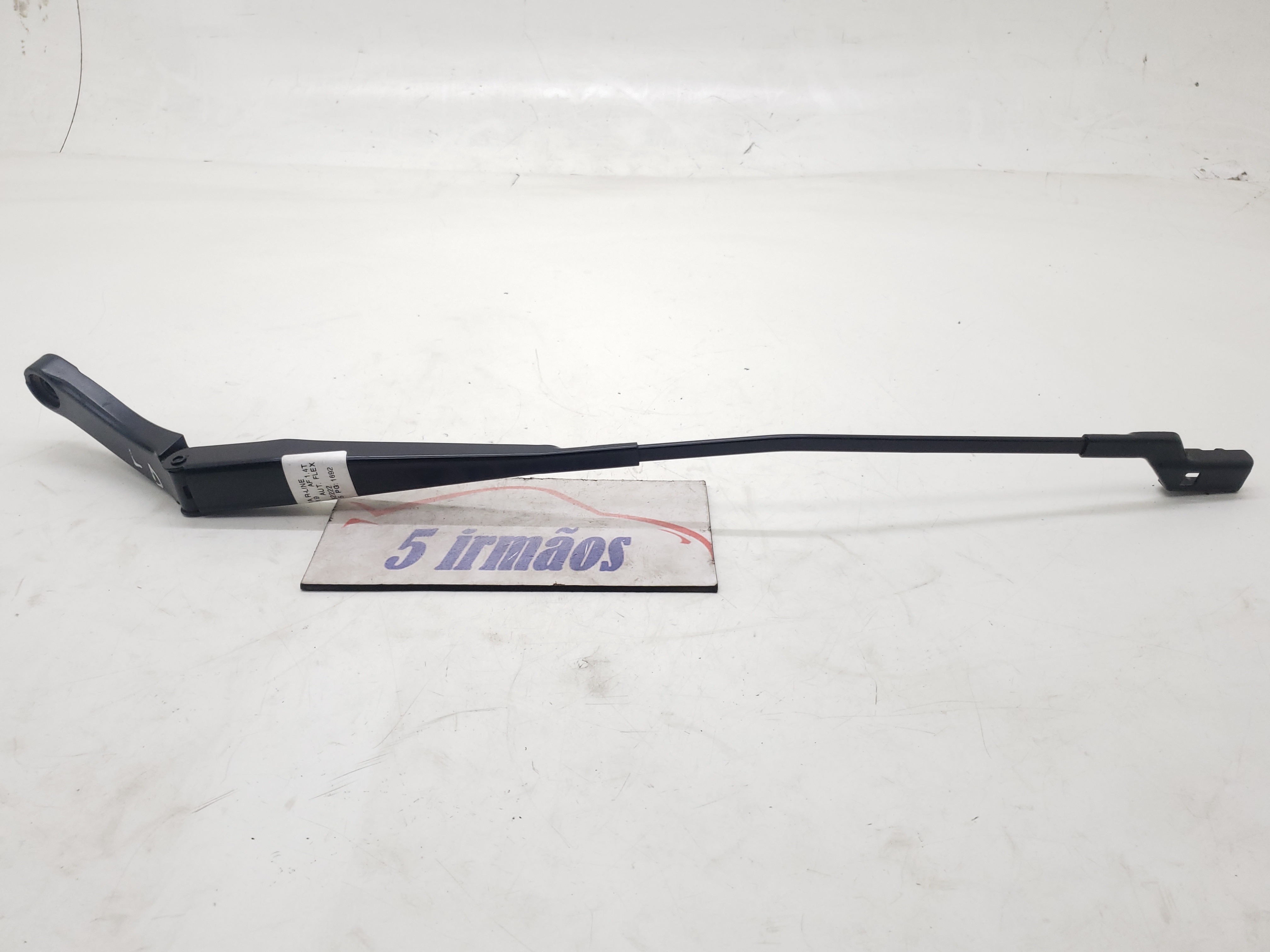 Braço Limpador Parabrisa Direito Vw Jetta 1.4 2018 / 2019