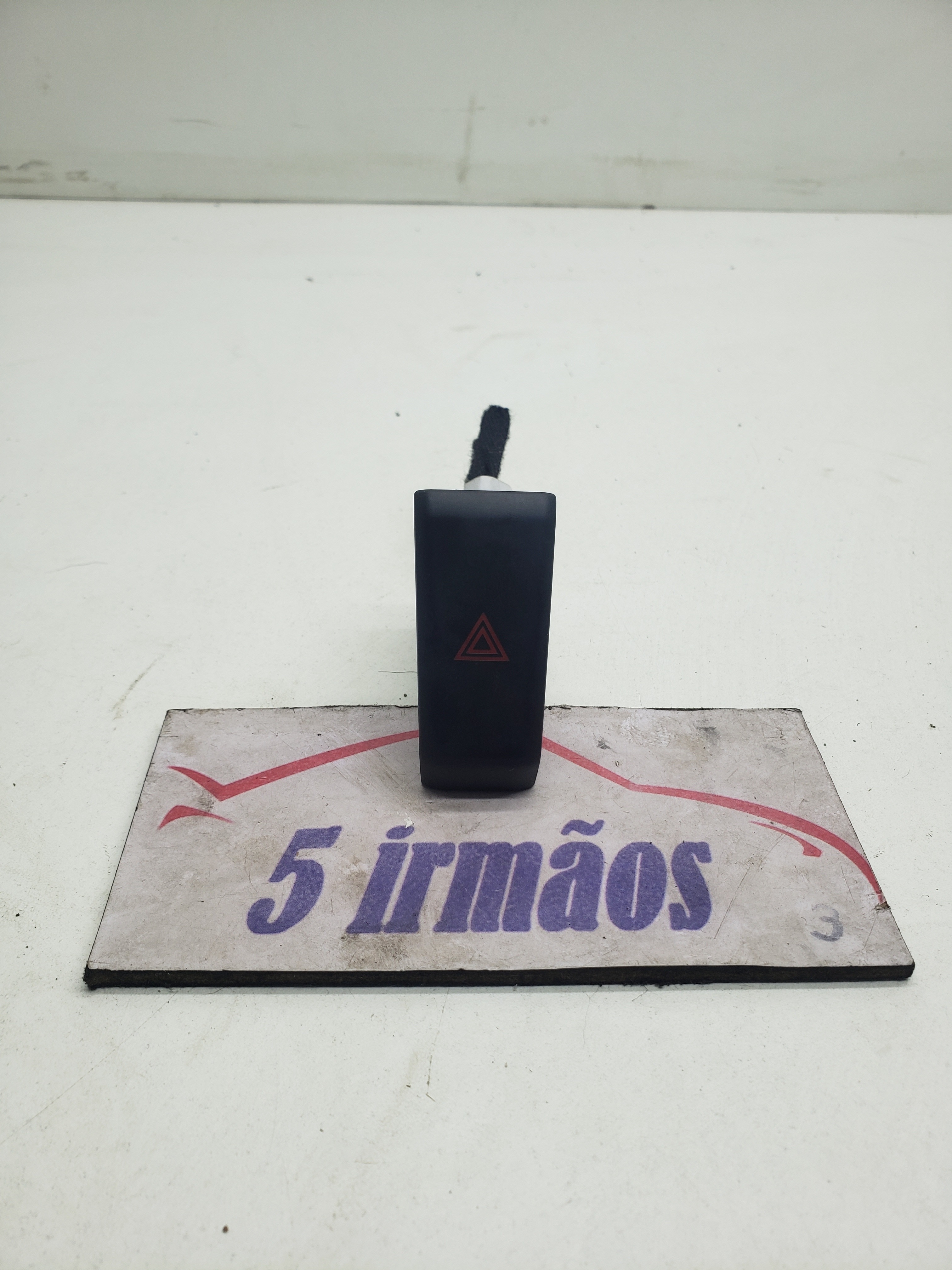 Botão Comando Pisca Alerta Ford Fusion 2.0 2016 /2017 /2018 Preto