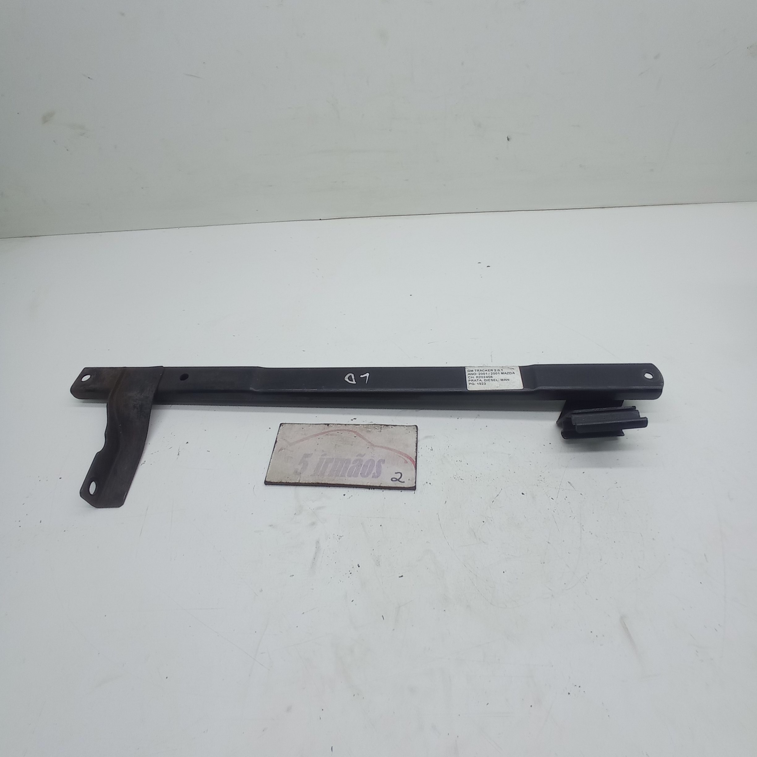 Guia Suporte Direito Radiador Gm Tracker 2.0 2001 / 2002