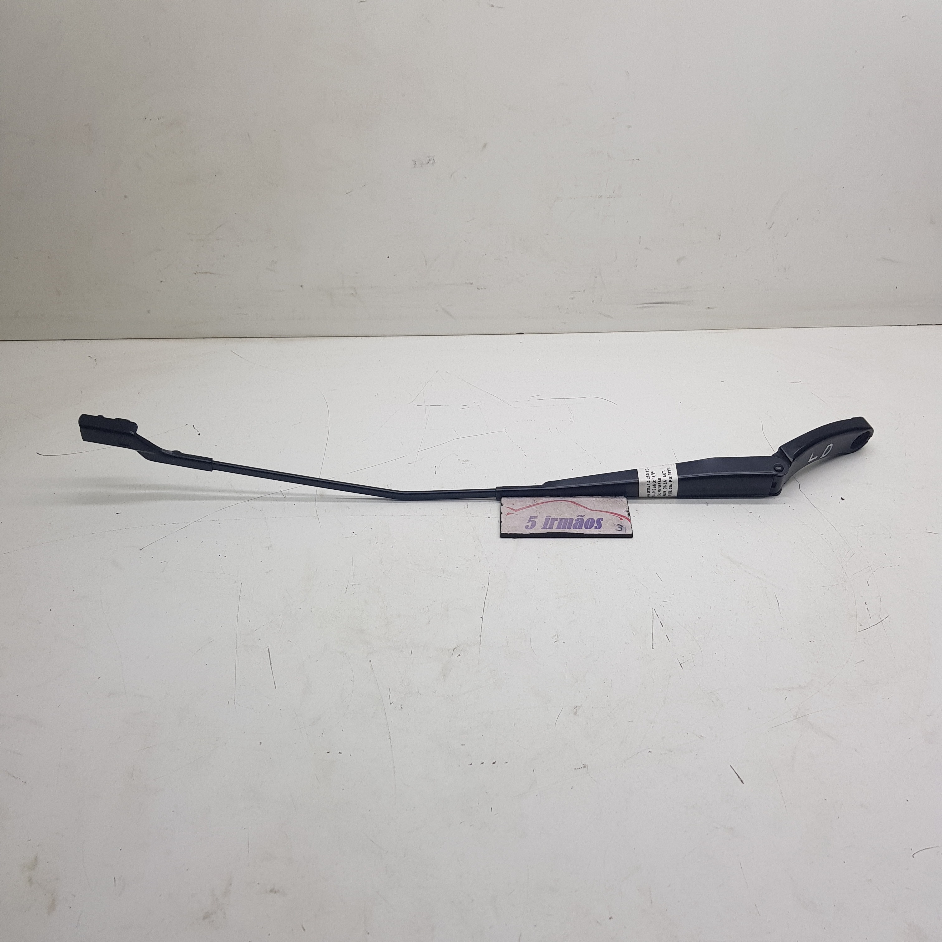 Braço Direito Limpador Parabrisa Vw Jetta Tsi 1.4 2019