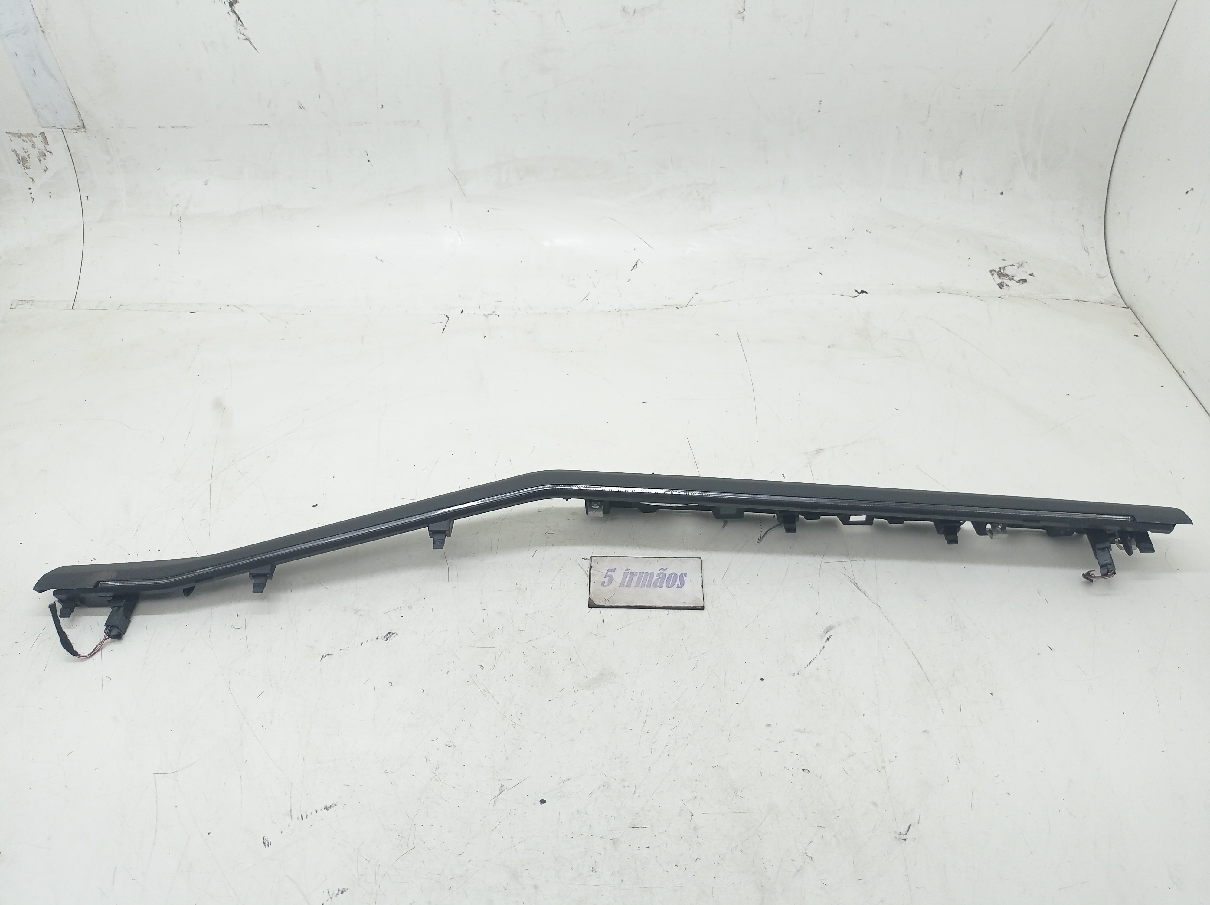 Acabamento Direito Painel Vw Jetta 250 Tsi 1.4 2019 / 2020