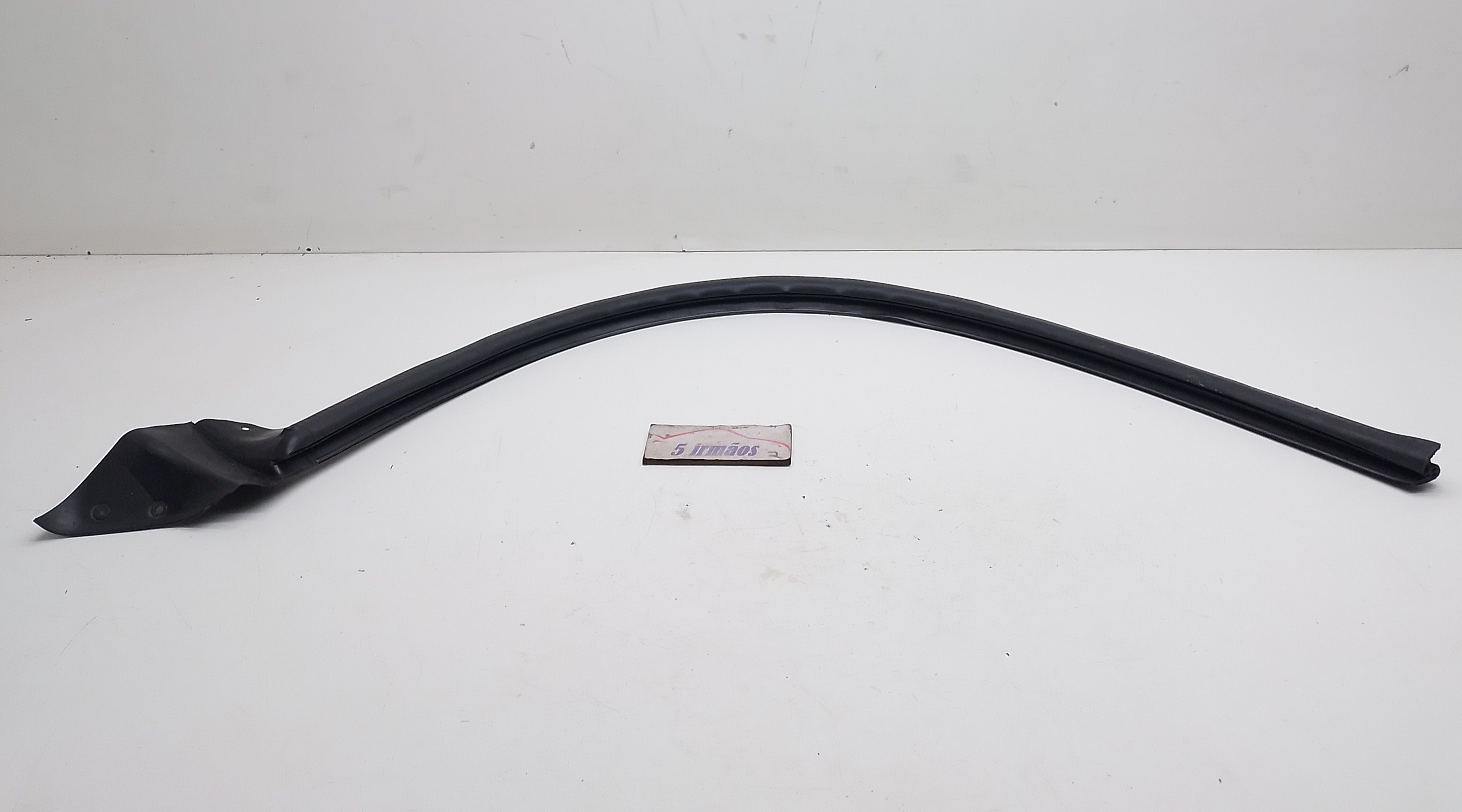 Borracha Porta Direita Gm Camaro 6.2 V8 2011 / 2012